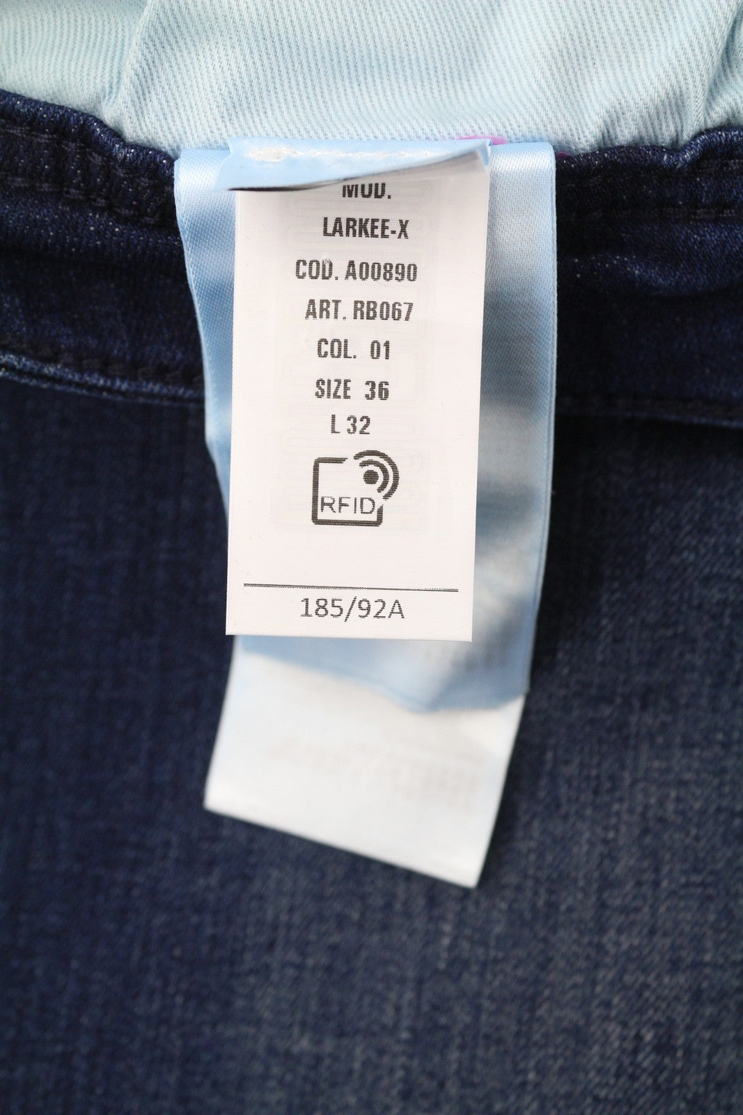 DIESEL 1985 Larkee RB067 vyriški džinsai W36/L32 tiesaus kirpimo, su sagomis, skalbtos mėlynos spalvos 