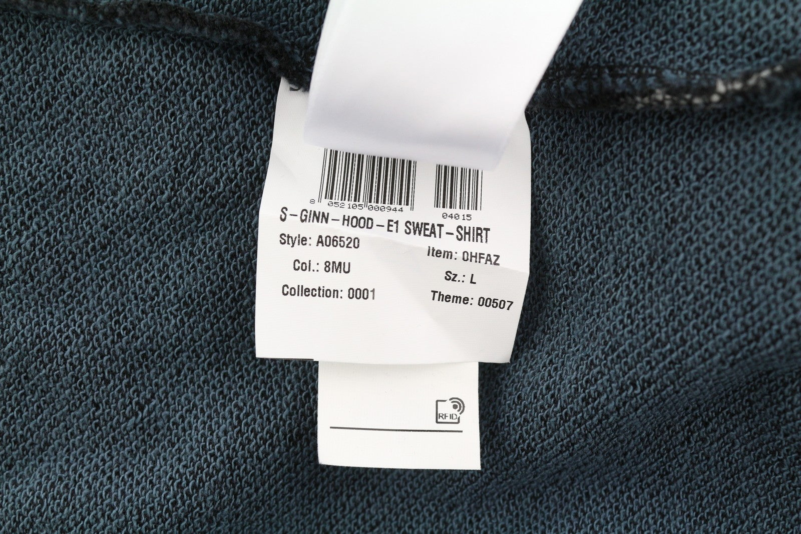 DIESEL S-Ginn-Hood-E1 vyriškas džemperis su gobtuvu L, pilkas, su gobtuvu, kengūros spalvos, rekomenduojama kaina – 195 € 