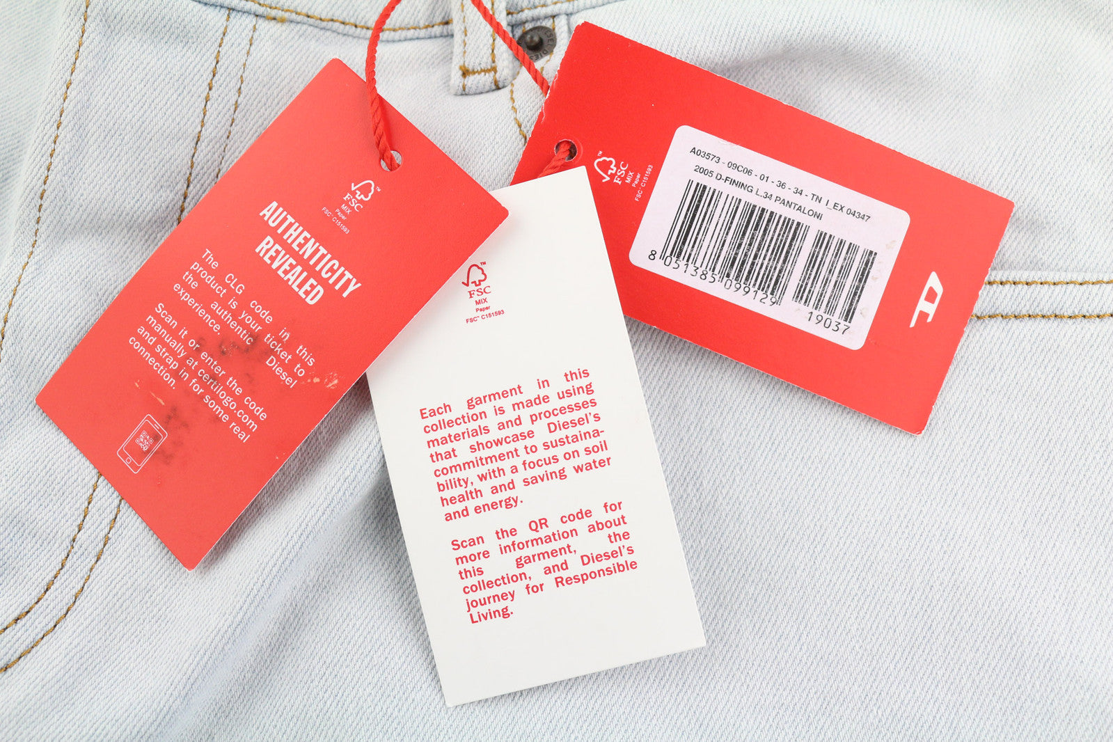 DIESEL 2005 D-Fining 09C06 vyriški džinsai W36/L34 įprasto kirpimo, siaurėjančiomis klešnėmis, vidutinio juosmens aukštyje 