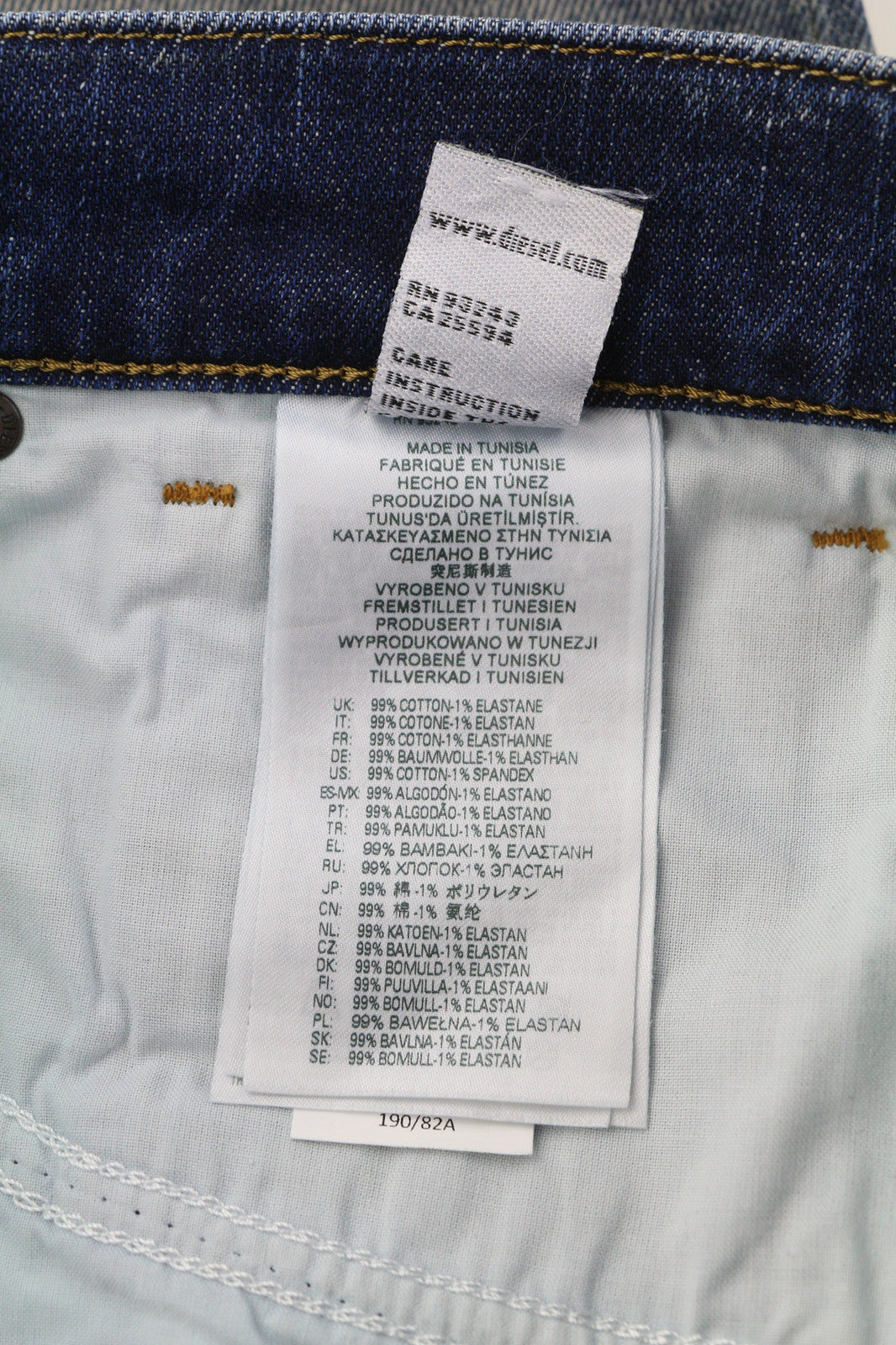 DIESEL D-Fining Z9A05 vyriški džinsai W31/L34 siaurėjantys, tamprūs, skalbtos mėlynos spalvos, rekomenduojama kaina – 225 € 