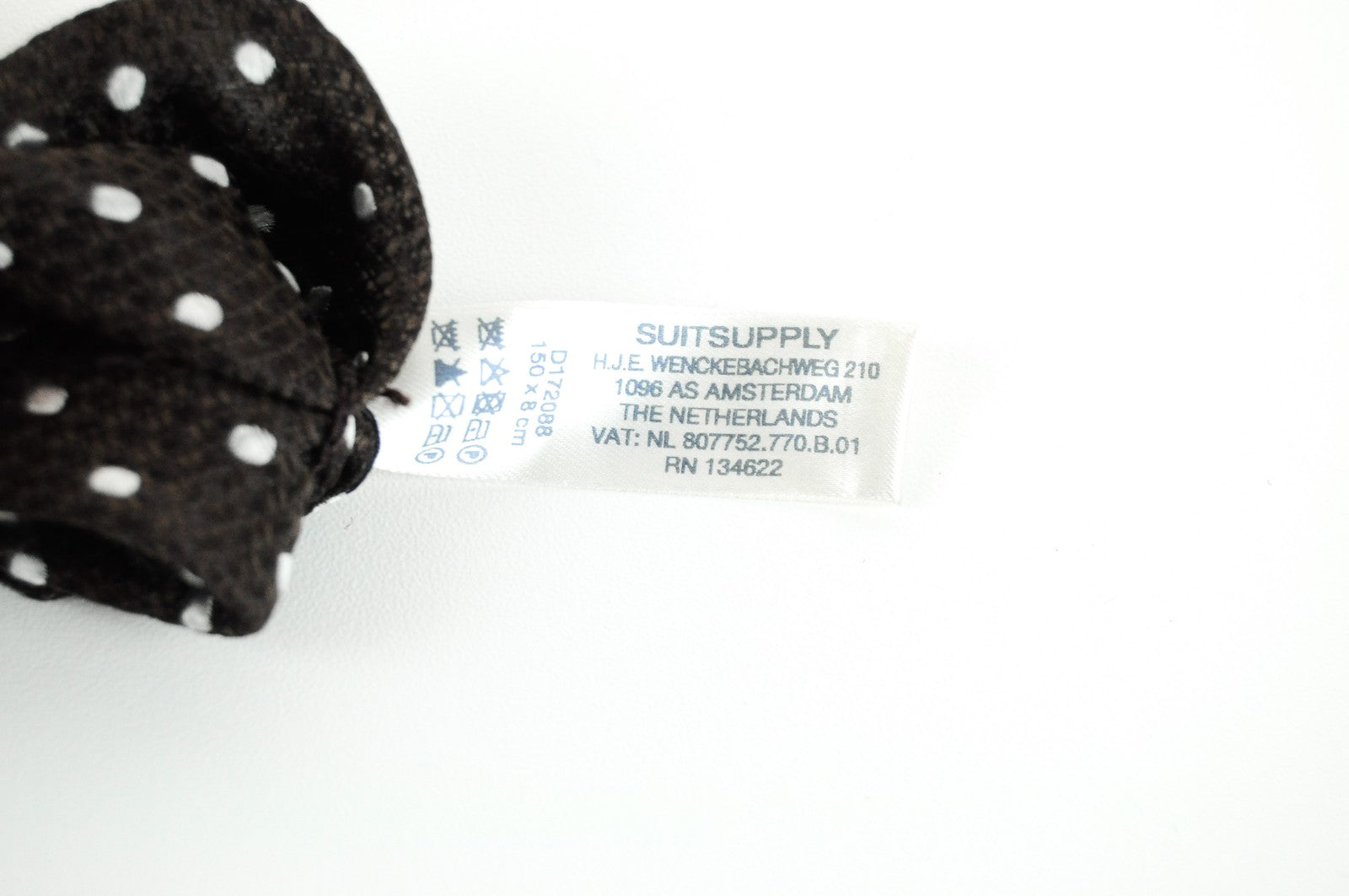 SUITSUPPLY Vyriškas kaklaraištis su smailiais galais, 150 x 8 cm rudo šilko taškelių raštu, elegantiškas kaklaraištis 