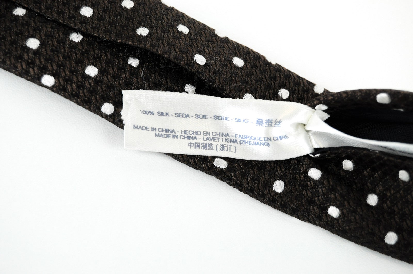 SUITSUPPLY Vyriškas kaklaraištis su smailiais galais, 150 x 8 cm rudo šilko taškelių raštu, elegantiškas kaklaraištis 