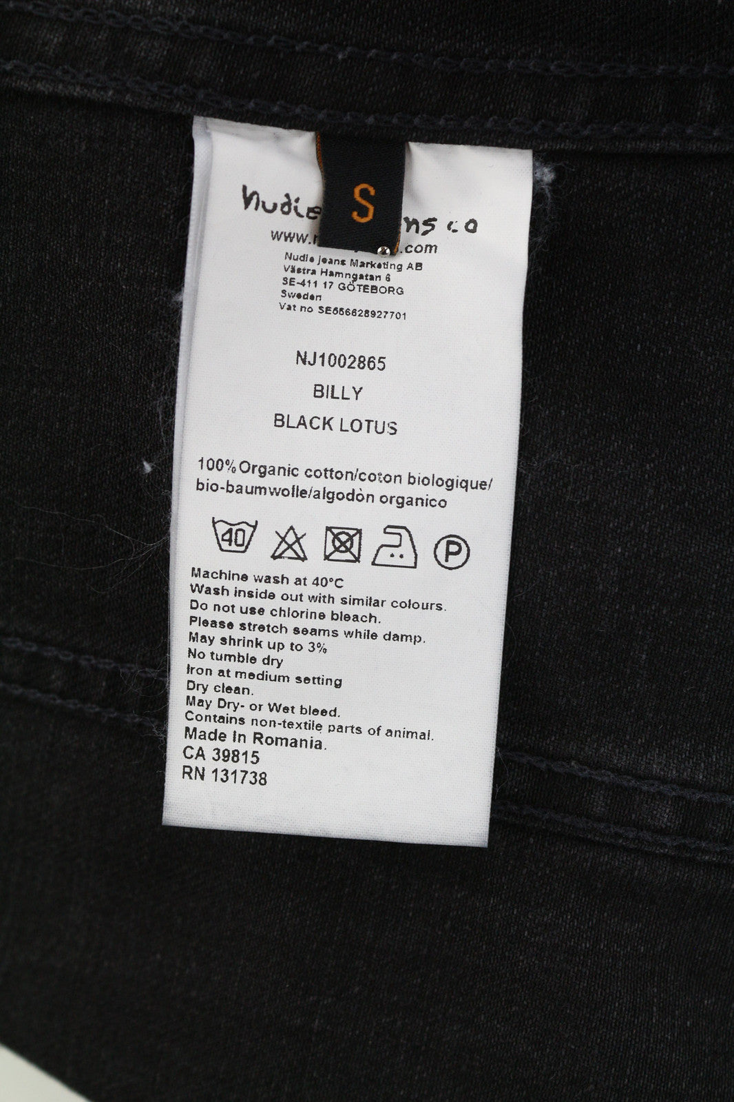 NUDIE Billy vyriška striukė S, juoda, su sagomis apykakle, skalbto džinso spalvos 