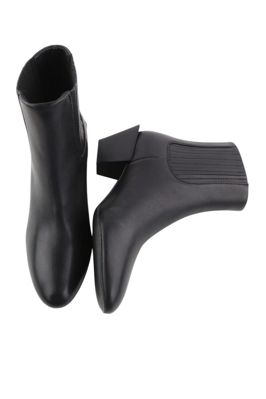 DIESEL D-Texanne CH moteriški aulinukai, 38 dydis, juodos odos, migdolų spalvos, palaidinė iki kulkšnies. Rekomenduojama kaina – 290 €. 