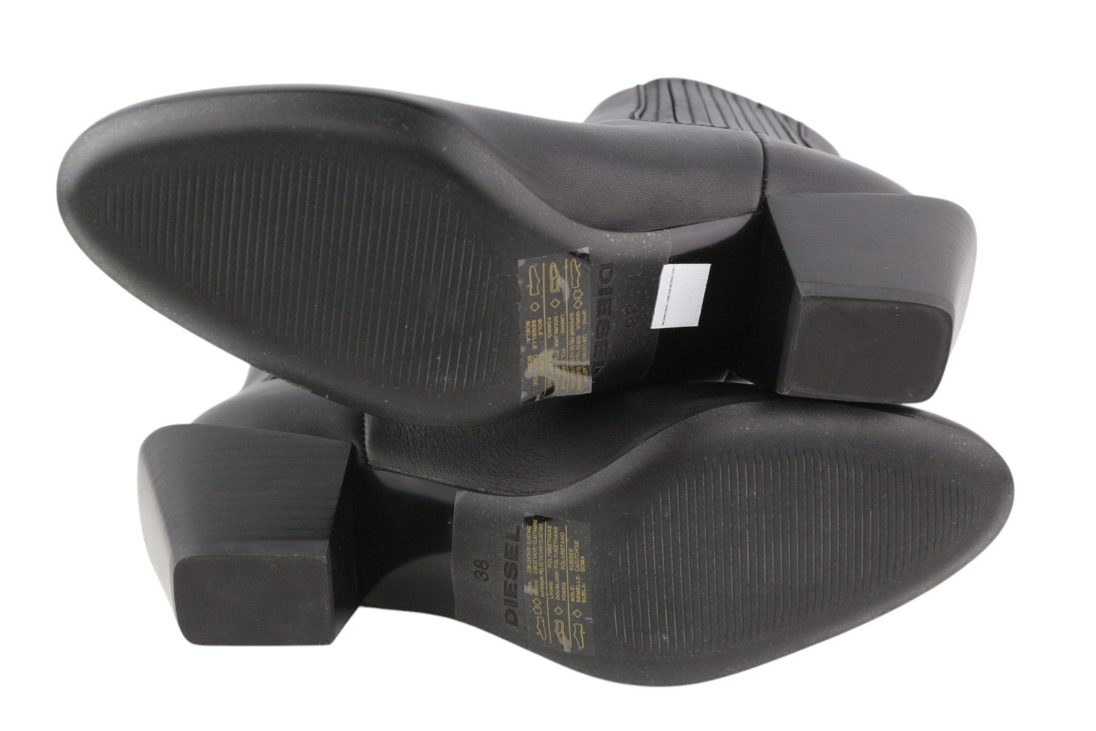 DIESEL D-Texanne CH moteriški aulinukai, 38 dydis, juodos odos, migdolų spalvos, palaidinė iki kulkšnies. Rekomenduojama kaina – 290 €. 