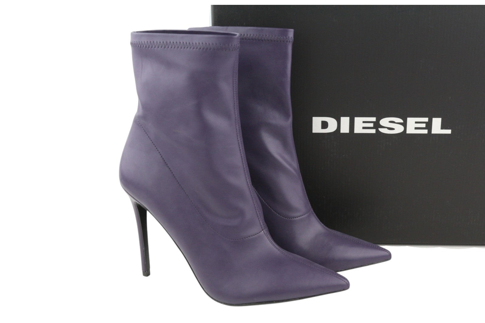 DIESEL D-Yucca AB moteriški aukštakulniai EU40 violetiniai dengti kabliukais, RRP 300 € 