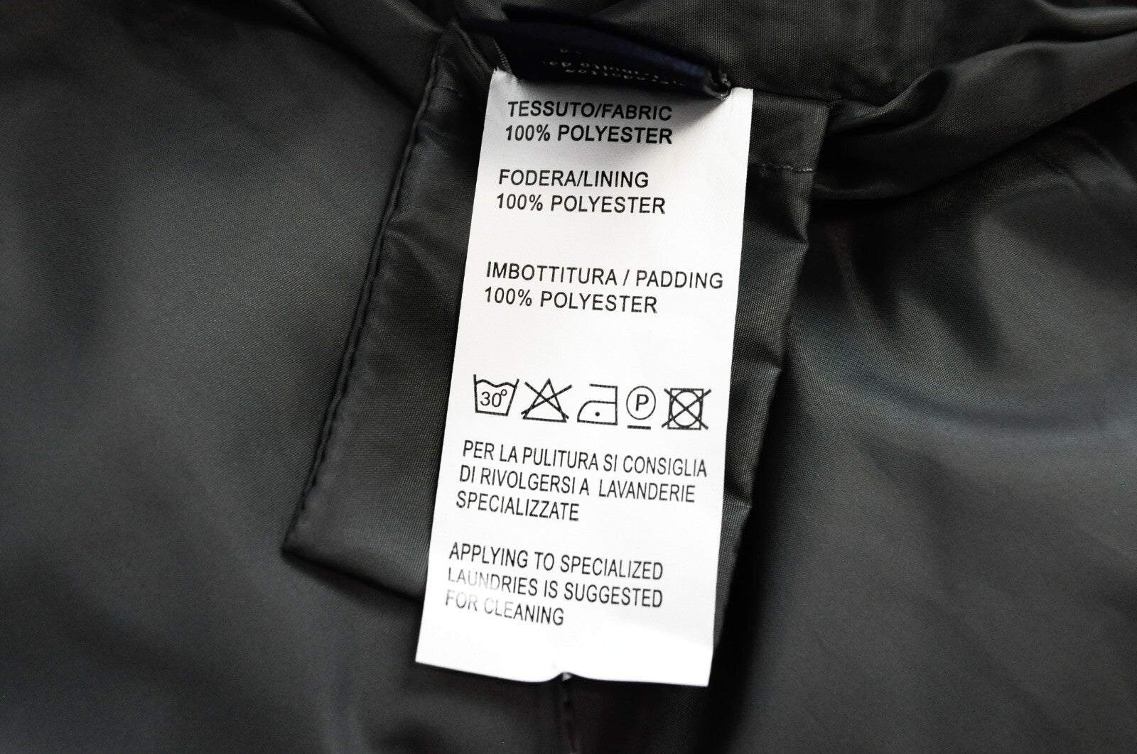 HARMONT&amp;BLAINE vyriška juoda dygsniuota paminkštinta striukė, L, trumpa, su sagomis, nailono 