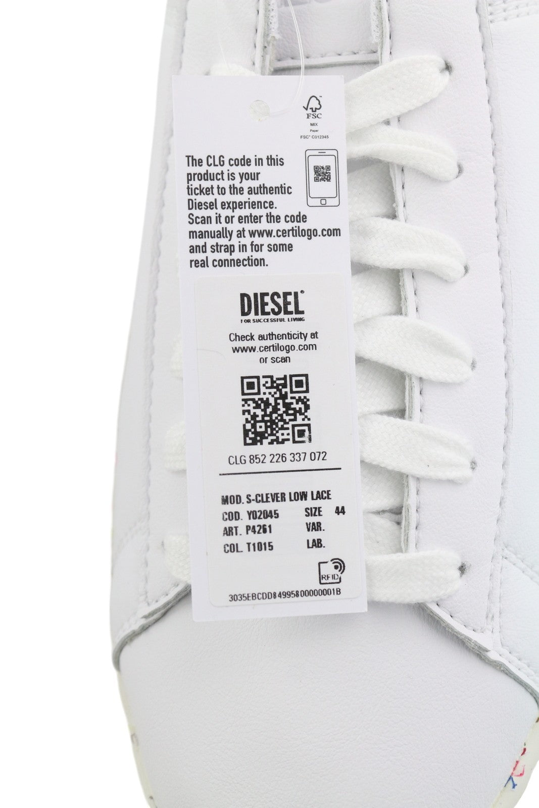 DIESEL S-Clever žemi nėrinių vyriški sportbačiai, EU44, baltos odos, migdolų nosis, rekomenduojama kaina – 140 € 