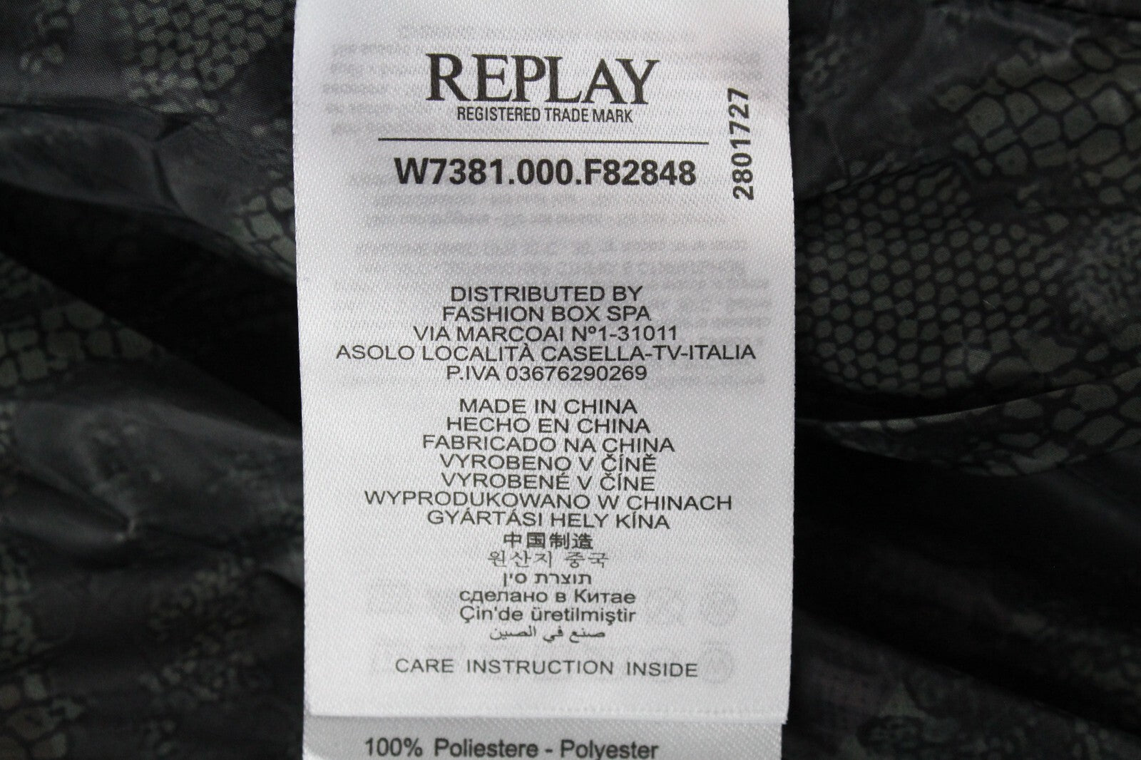 REPLAY moteriška XS dydžio juoda striukė parka su dirbtinio kailio pamušalu, paminkštinta ilga su kapišonu 