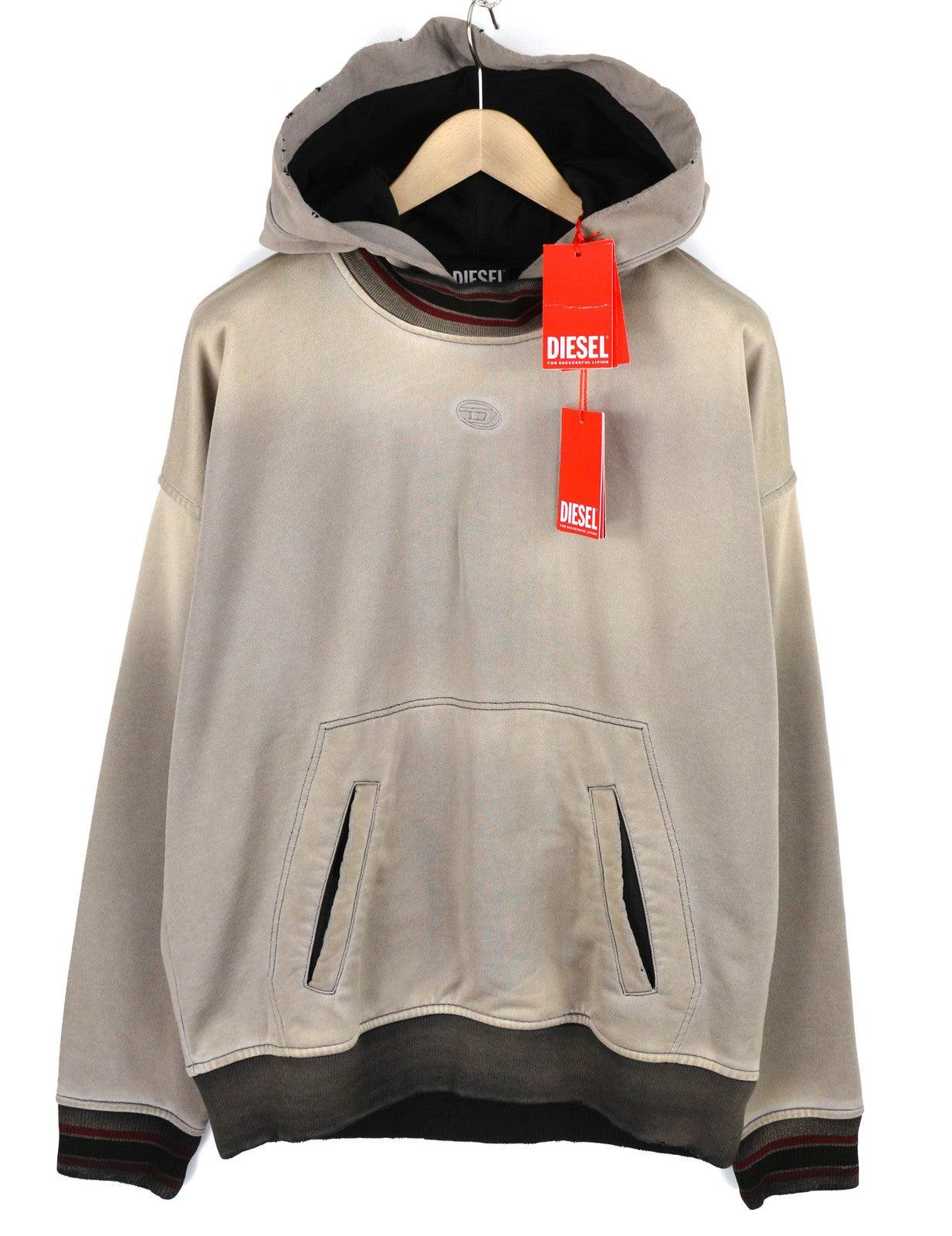 DIESEL S-Nekki vyriškas džemperis su gobtuvu, L dydžio, šviesiai skalbtas, su kengūros kišenėmis, rekomenduojama kaina – 250 € 