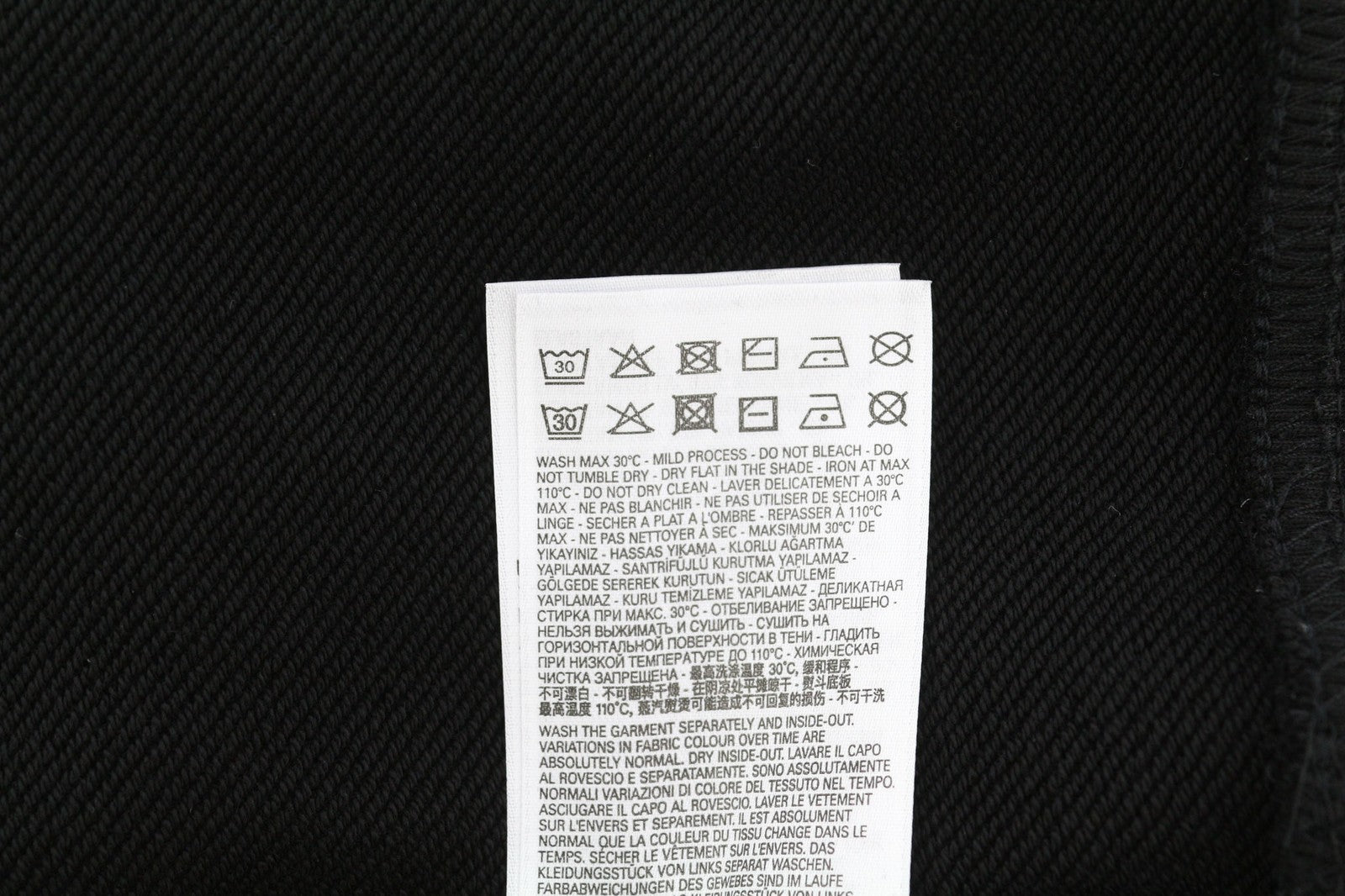 DIESEL F-Reggy-Hood New-Ita moteriškas džemperis su gobtuvu XS, juodas, megztinis ilgomis rankovėmis, rekomenduojama kaina – 135 € 