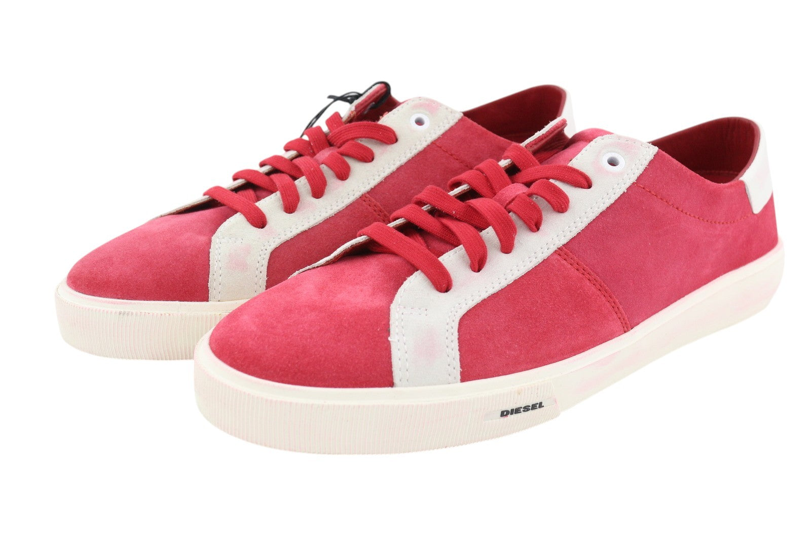 DIESEL S-Mydori LC vyriški sportbačiai, raudoni, zomšiniai, odiniai, migdolų spalvos, žemakulniai, kaina – 200 € 
