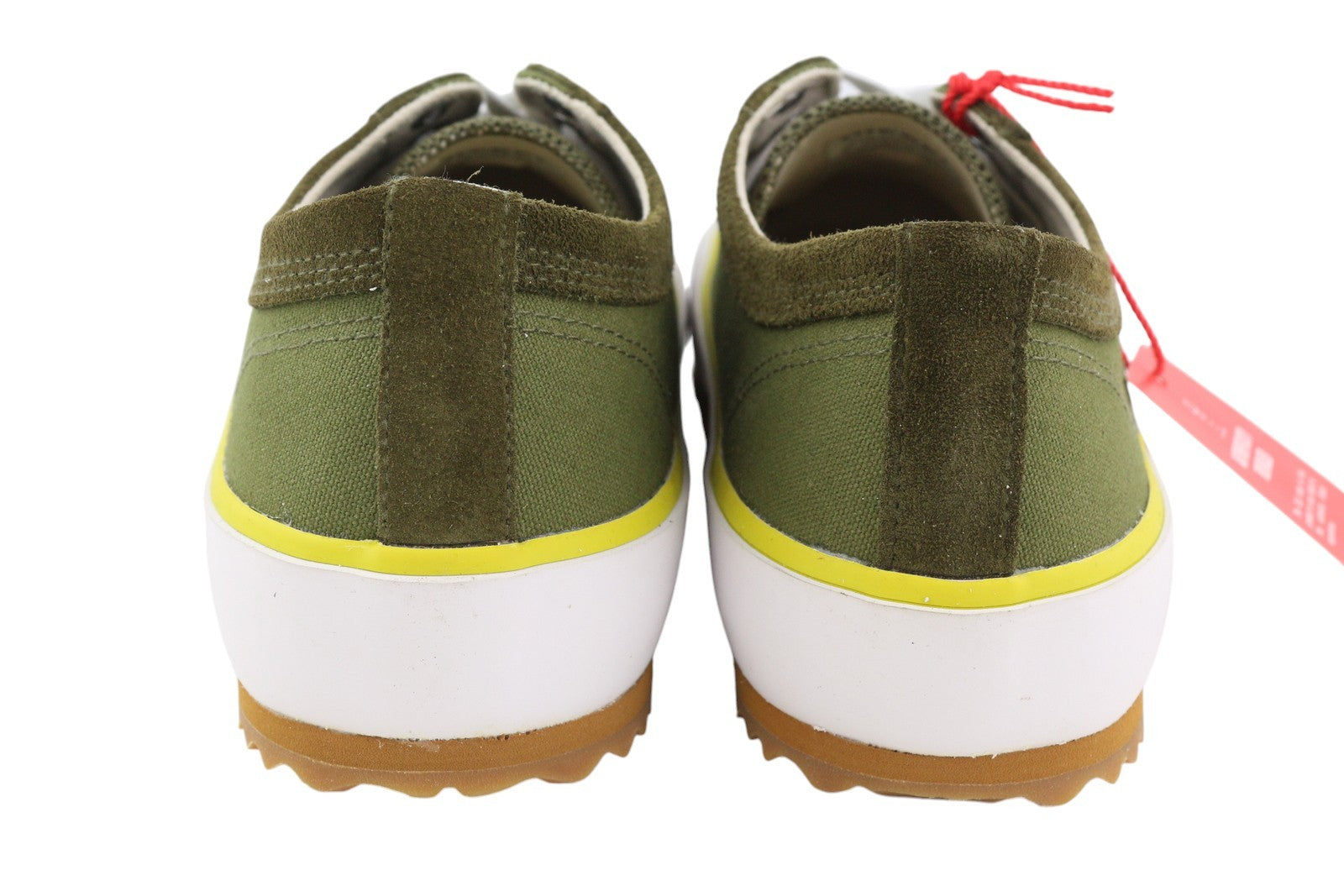 DIESEL S-Principia žemakulniai vyriški sportbačiai, 44 dydžio, žali, suvarstomi, migdolų spalvos, rekomenduojama kaina – 150 € 