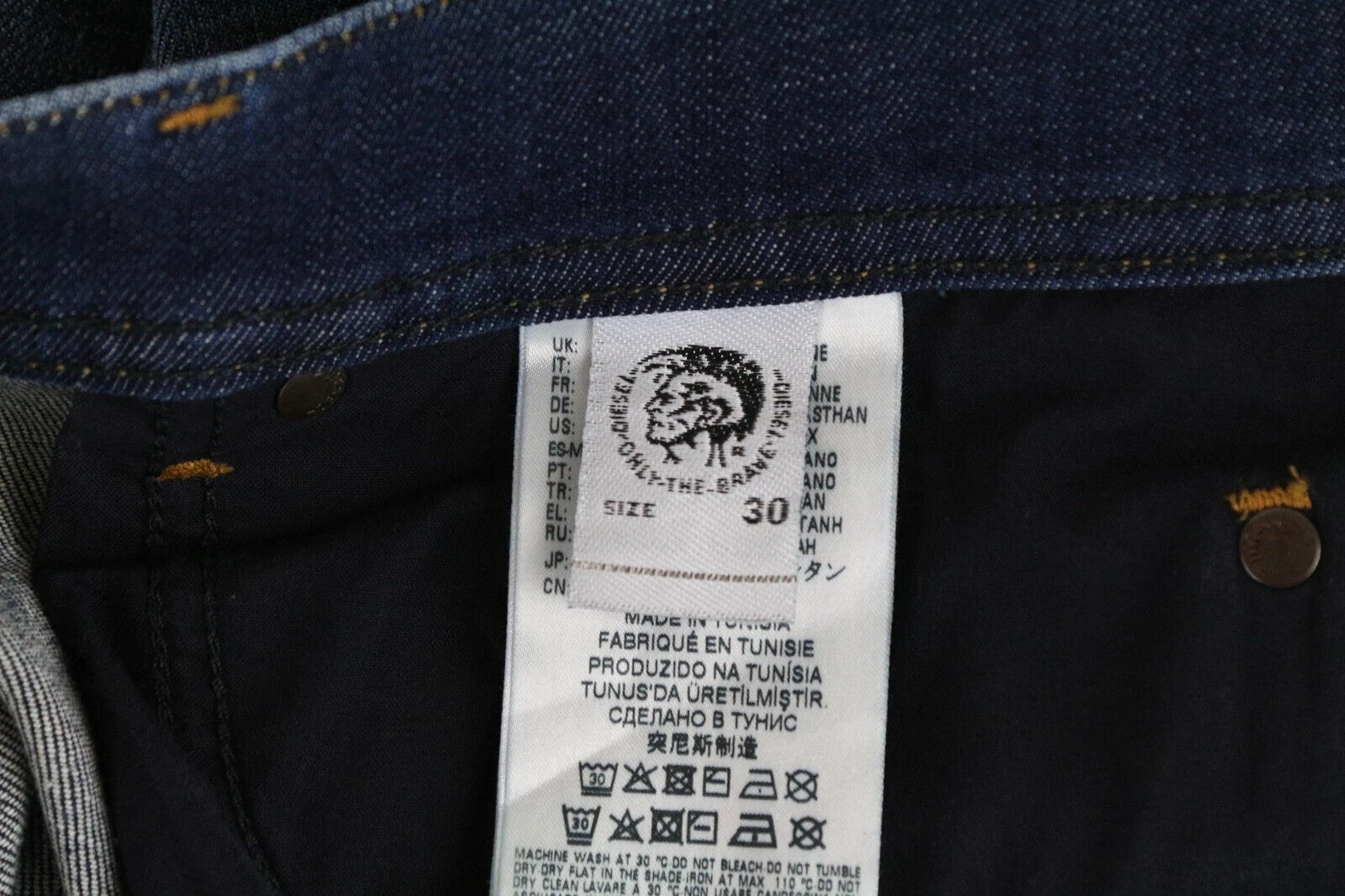 DIESEL Tepphar R7NA8 vyriški džinsai W30/L34 Slim Carrot Fit, mėlyni, tamprūs, dirbtinio audinio 