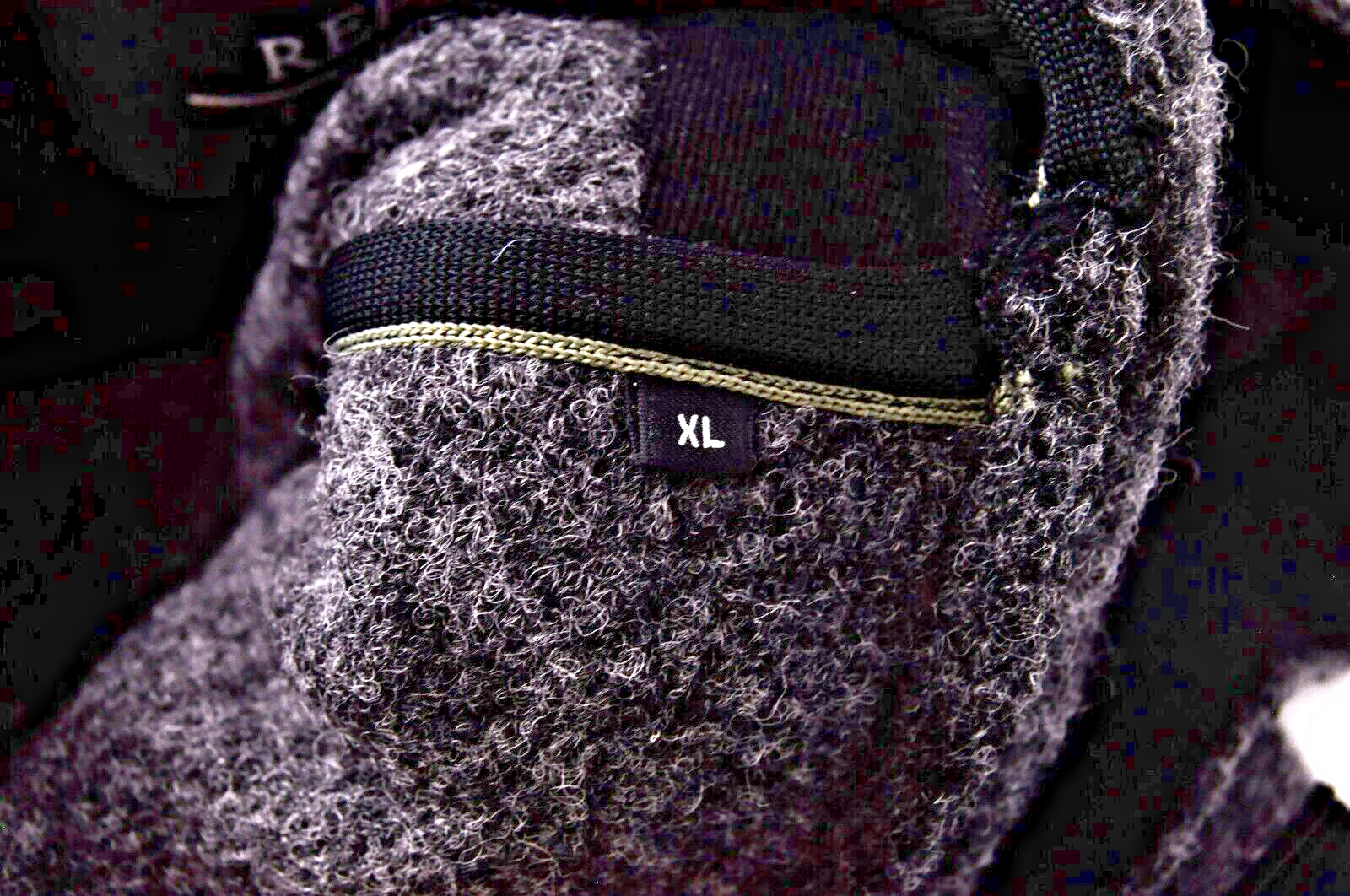 REPLAY vyriškas XL dydžio pilkas vilnonis paltas su gobtuvu, vieneilis, ilgomis rankovėmis, užsegamas spaudėmis 