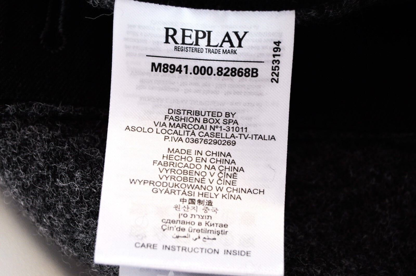 REPLAY vyriškas XL dydžio pilkas vilnonis paltas su gobtuvu, vieneilis, ilgomis rankovėmis, užsegamas spaudėmis 