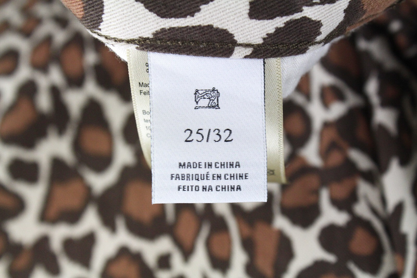 MAISON SCOTCH Women Trousers W25/L32 Beige Leopard Tapered Slim Fit