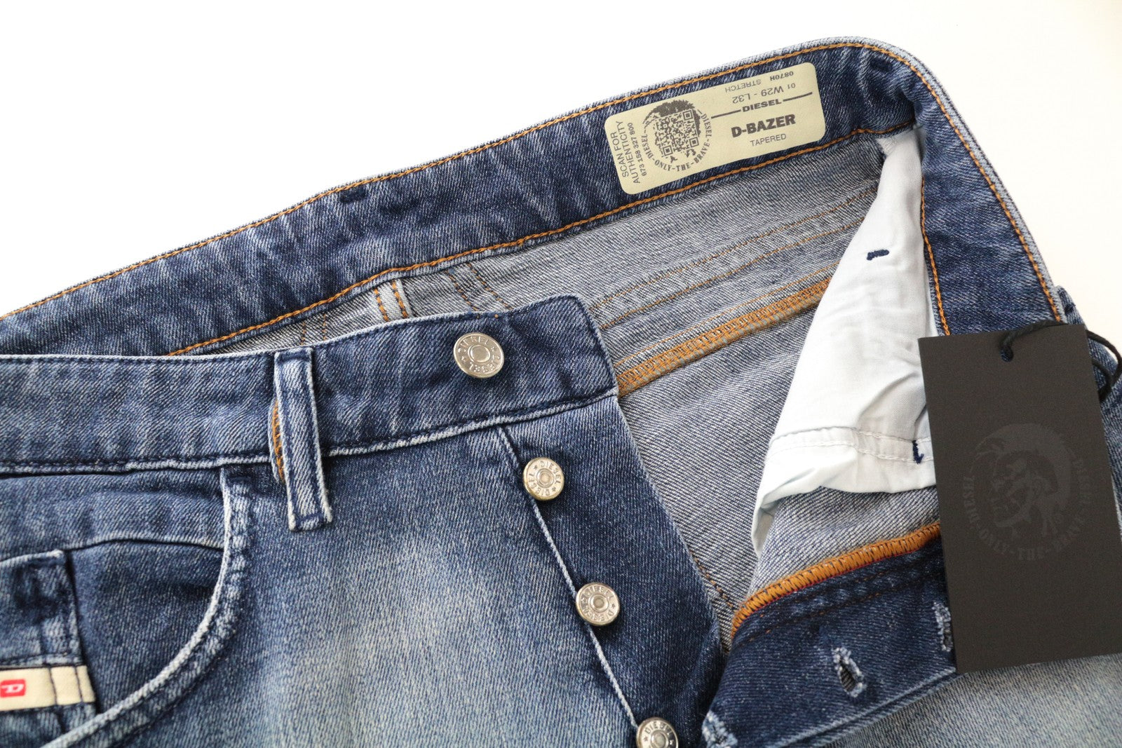 DIESEL D-Bazer 0870H vyriški W29/L32 siaurėjantys mėlyni tamprūs medvilniniai džinsai 