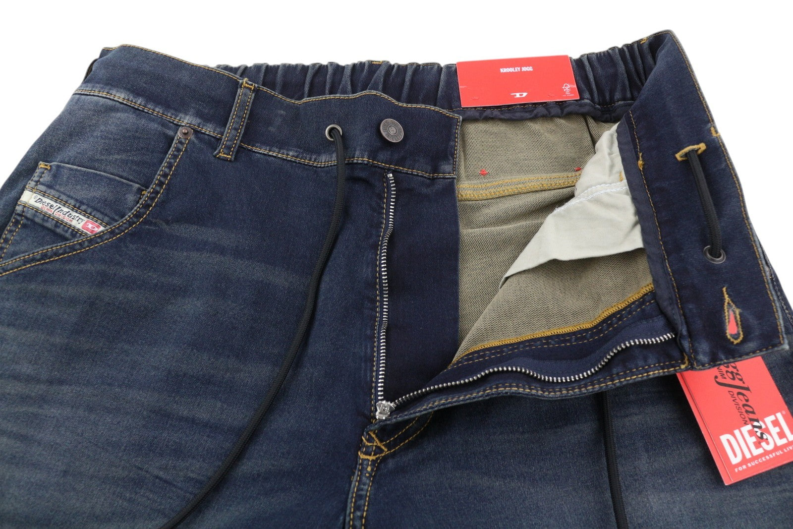 DIESEL Krooley Jogg E69UB vyriški džinsai W36/L32 tamprūs, siaurėjantys, skalbtos mėlynos spalvos, rekomenduojama kaina – 295 € 