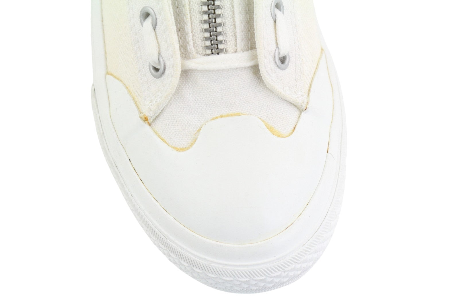 DIESEL S-Astico Mzip W moteriški sportbačiai, 39 dydis, balti, suvarstomi, migdolų spalvos, rekomenduojama kaina – 180 € 