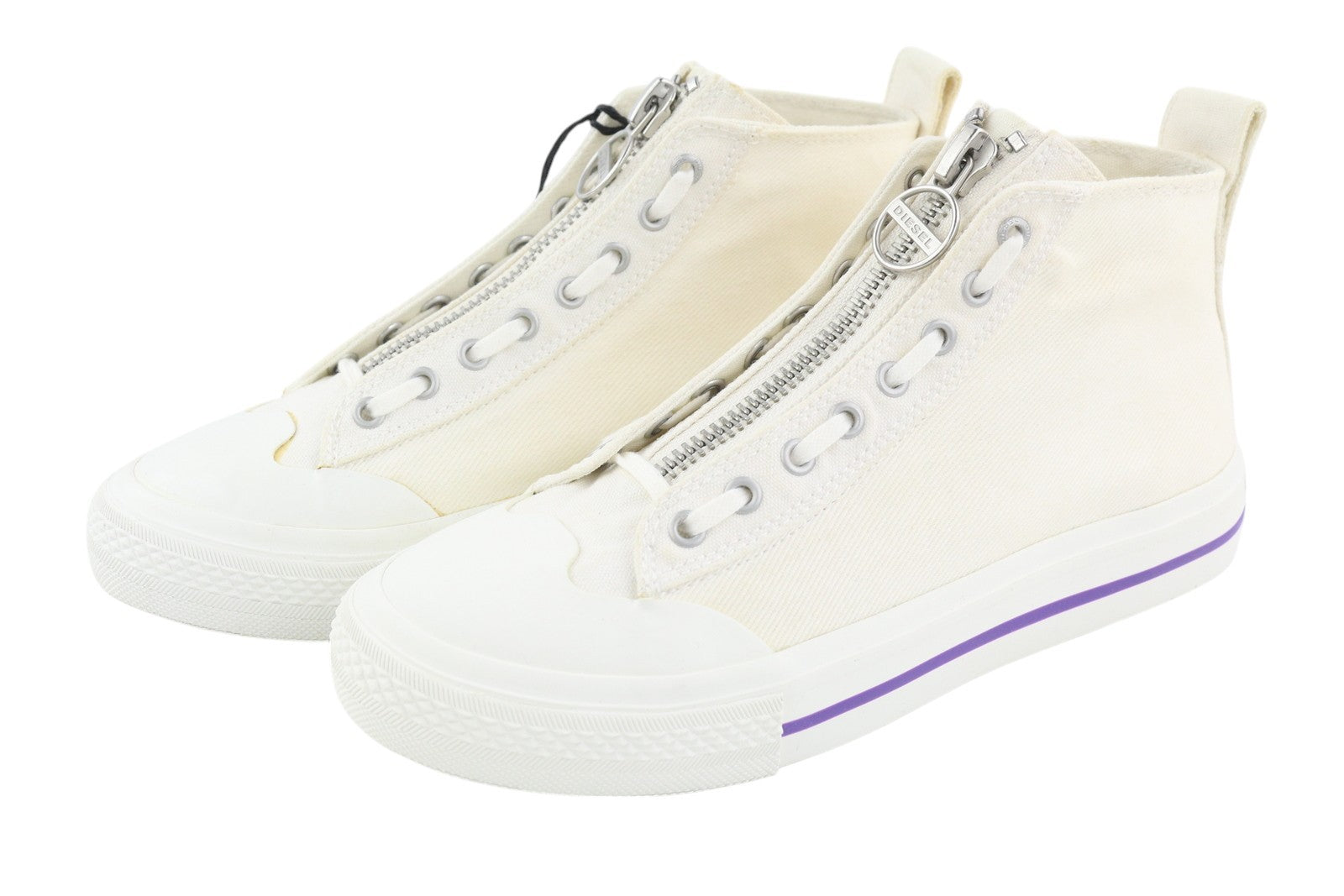 DIESEL S-Astico Mzip W moteriški sportbačiai, 39 dydis, balti, suvarstomi, migdolų spalvos, rekomenduojama kaina – 180 € 