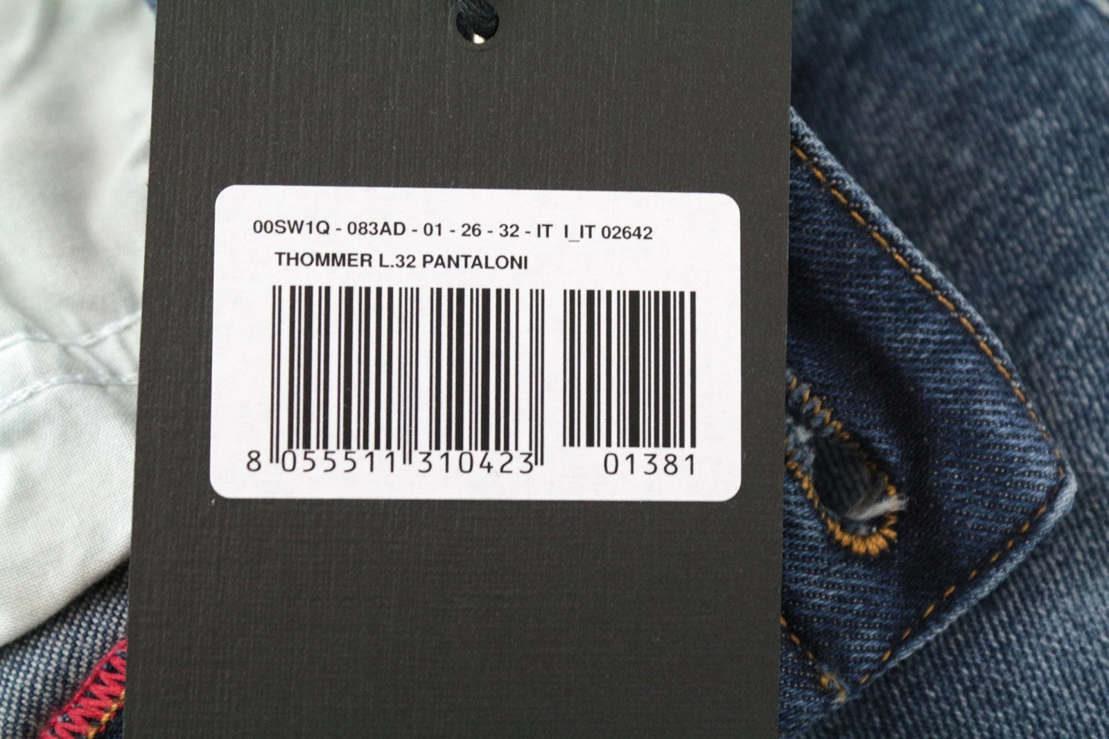 DIESEL Thommer 083AD W26/L32 Slim Fit vyriški skalbtos mėlynos medvilnės tamprūs džinsai 