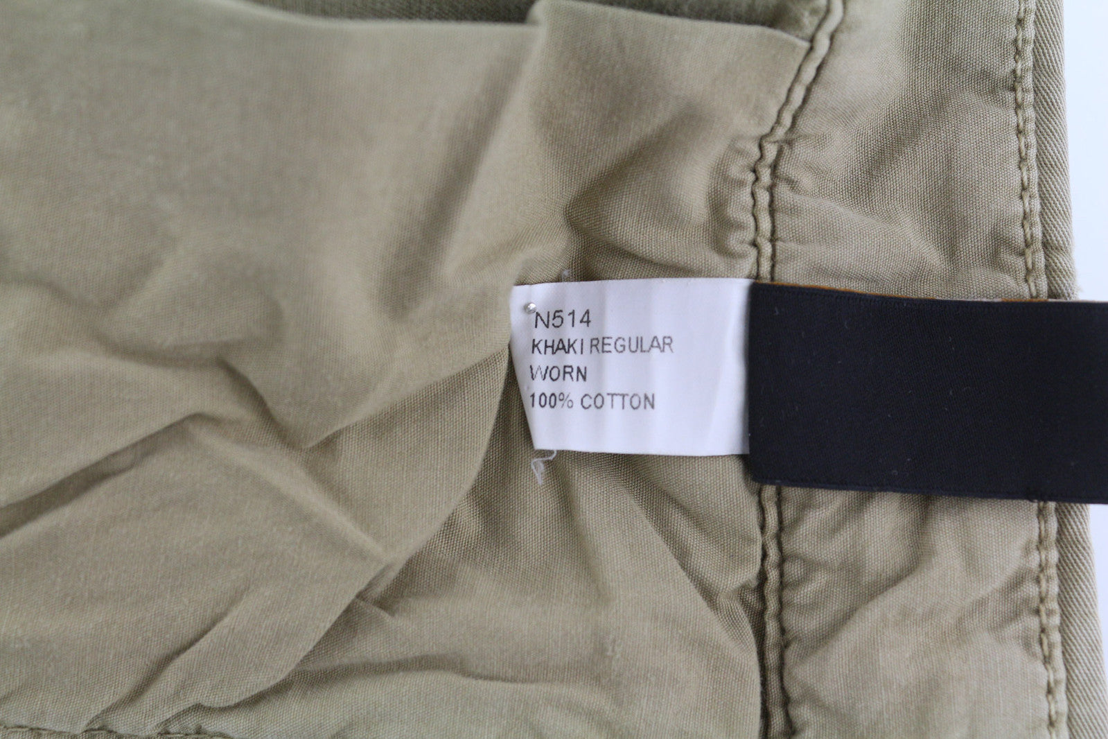 NUDIE JEANS chaki spalvos įprastos vyriškos kelnės W30/L32 smėlio spalvos chino spalvos su sagomis užsegimo kišenėmis 