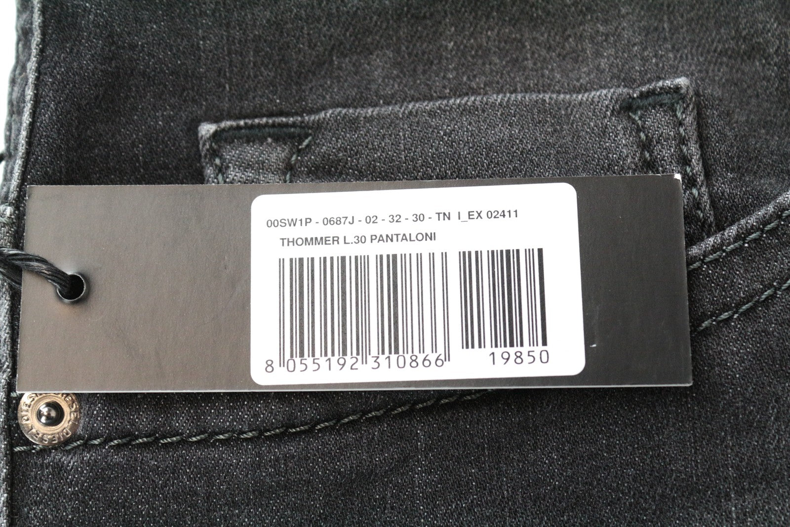 DIESEL Thommer 0687J Slim Grey W32/L30 Skinny džinsai vyrams iš tamprios medvilnės medžiagos 