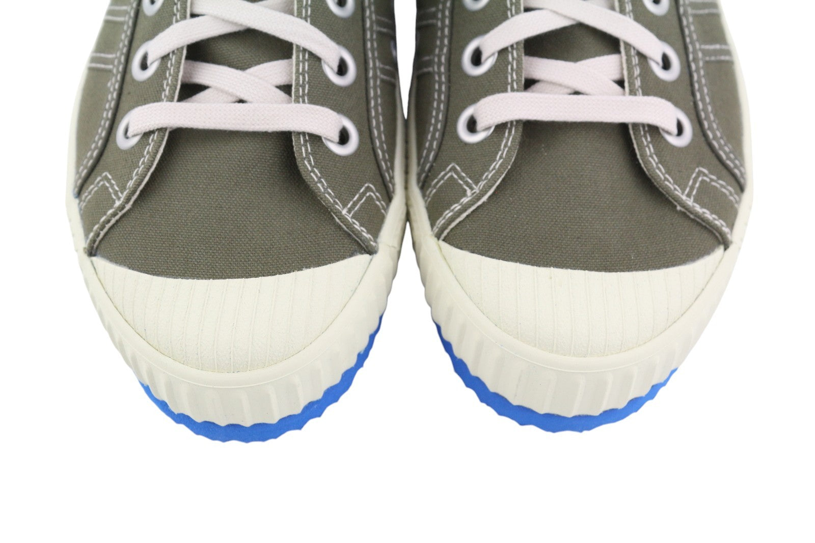 DIESEL S-Yuk MC vyriški sportbačiai, pilki, vidutinio ūgio, suvarstomi, migdolų spalvos nosimi, RRP 120 € 