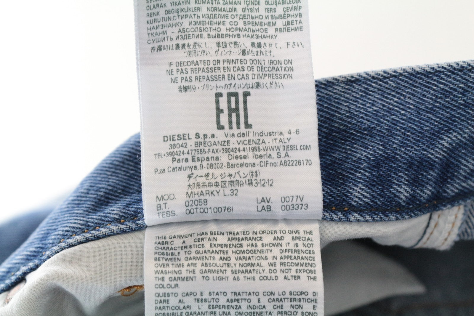 DIESEL Mharky 0077V W29/L32 balintos mėlynos spalvos vyriški ploni medvilniniai džinsai su 5 kišenėmis 