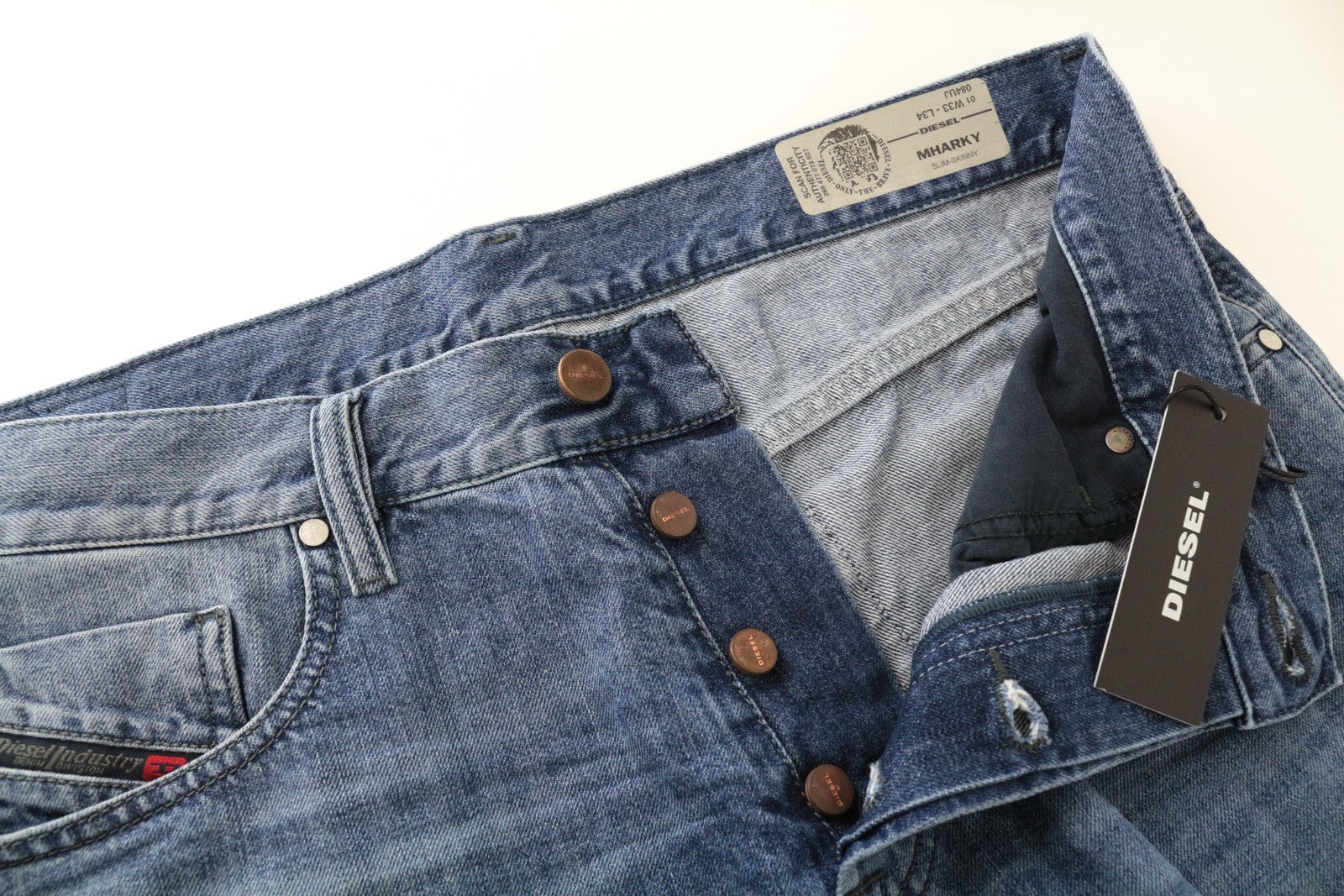 DIESEL Mharky 084UJ W33/L34 mėlyni skalbtos medvilnės džinsiniai vyriški aptempti džinsai 