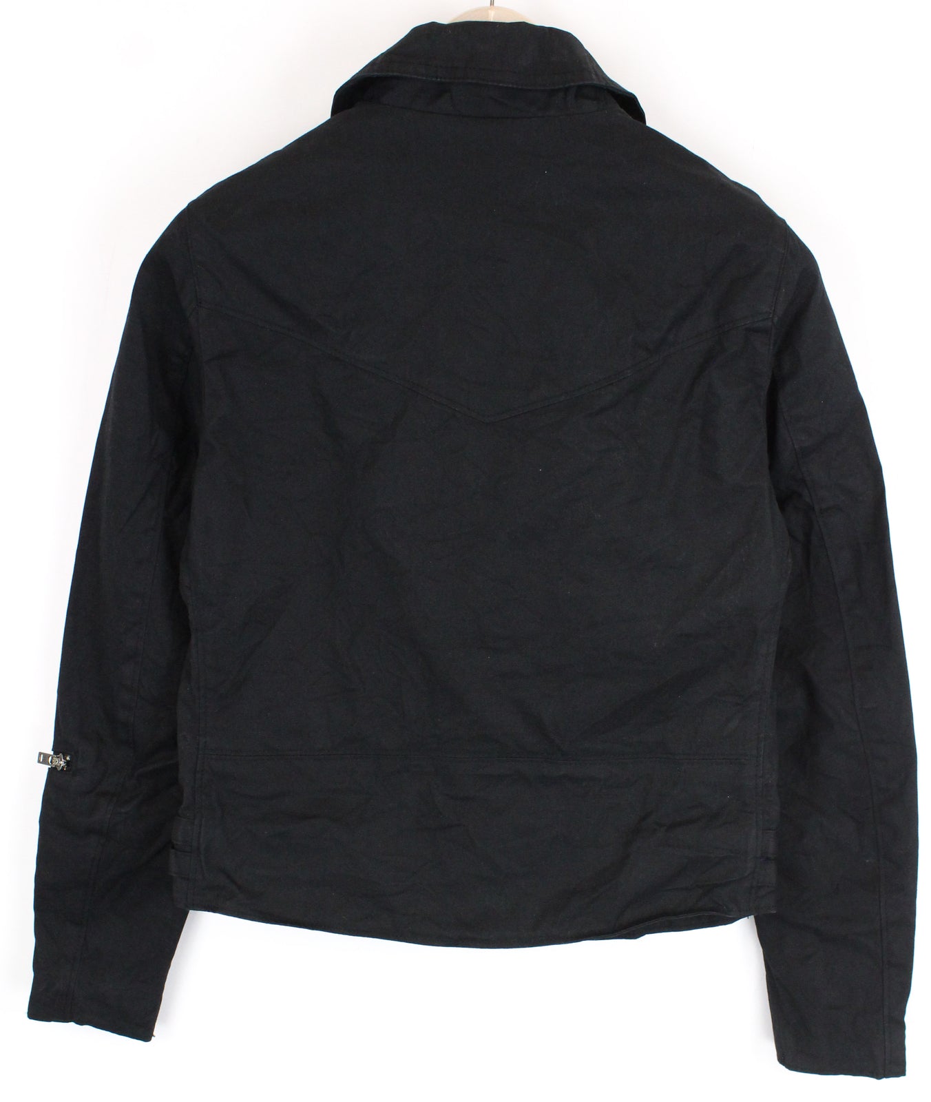 MAISON SCOTCH moteriškas švarkas M/L juodas trumpintas smeigtukų švarkas su paprastu logotipu ir baikerių stiliumi