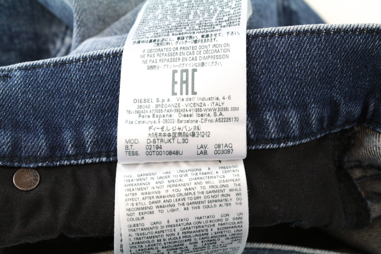 DIESEL D-Strukt 081AQ W29/L30 skalbti tamprūs mėlyni medvilniniai džinsai vyrams siaurėjantis kirpimas 
