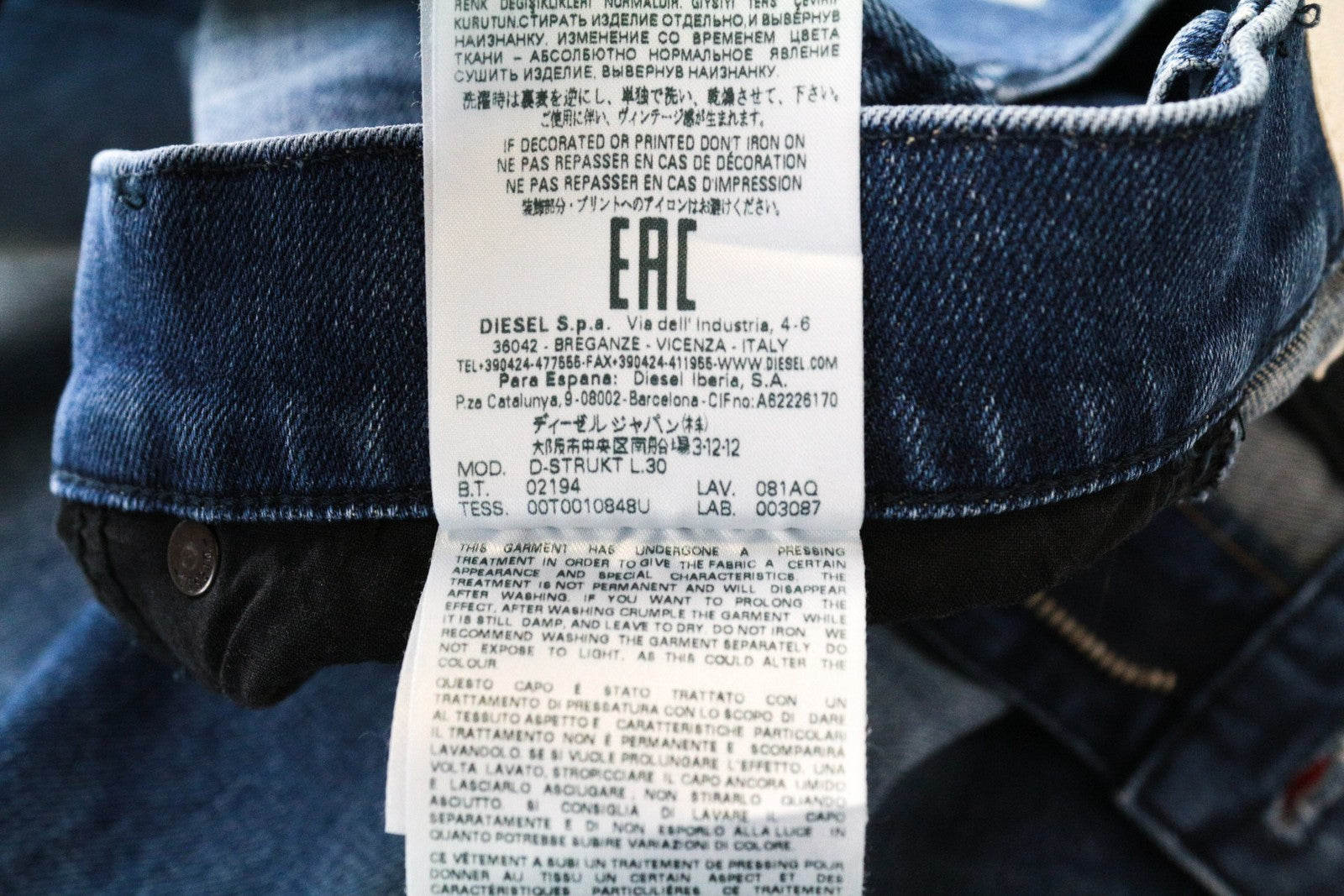 DIESEL D-Strukt 081AQ W29/L30 siaurėjančio kirpimo mėlyni medvilniniai tamprūs džinsai vyrams, skalbimui 