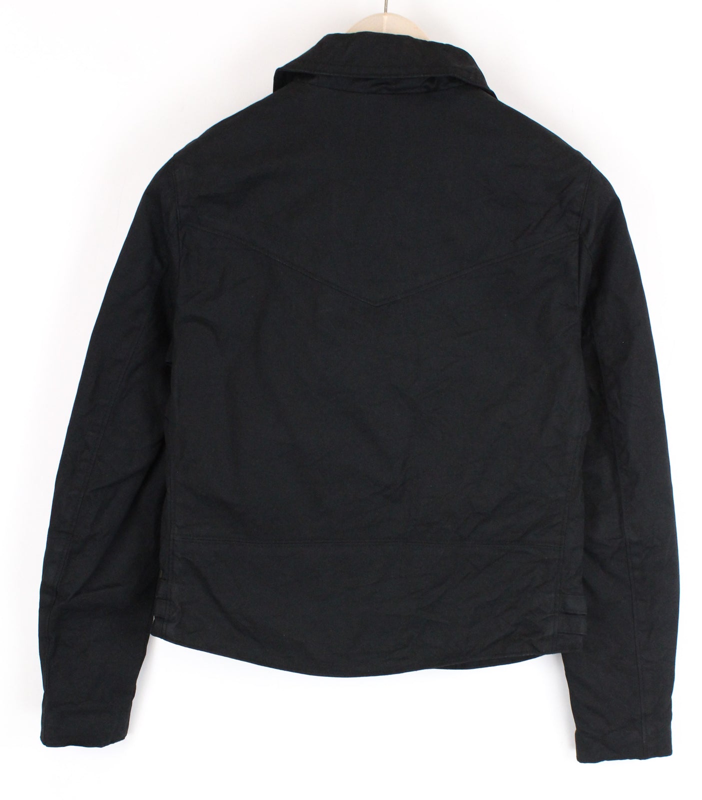 MAISON SCOTCH moteriška striukė L ilgio trumpinta, juoda, vienspalvė, su logotipu ir baikerių stiliumi. 