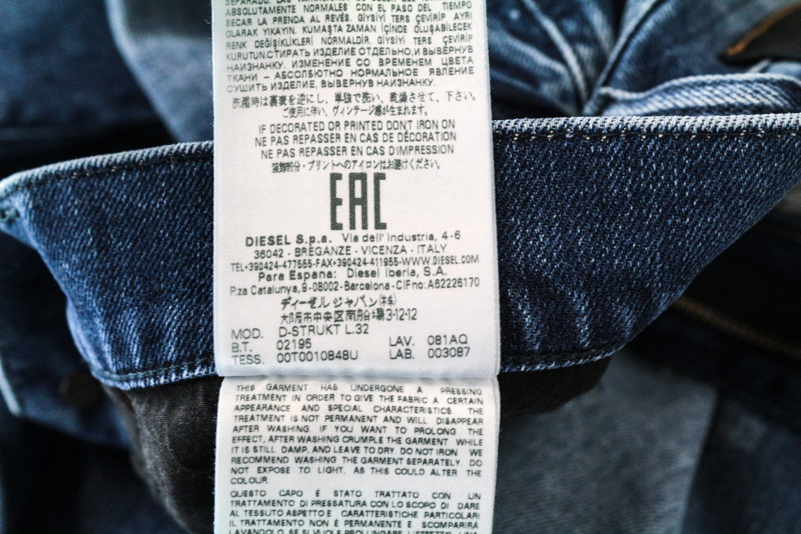 DIESEL D-Strukt 081AQ W33/L32 skalbti mėlyni džinsiniai siaurėjantys vyriški džinsai iš medvilnės, tamprūs 