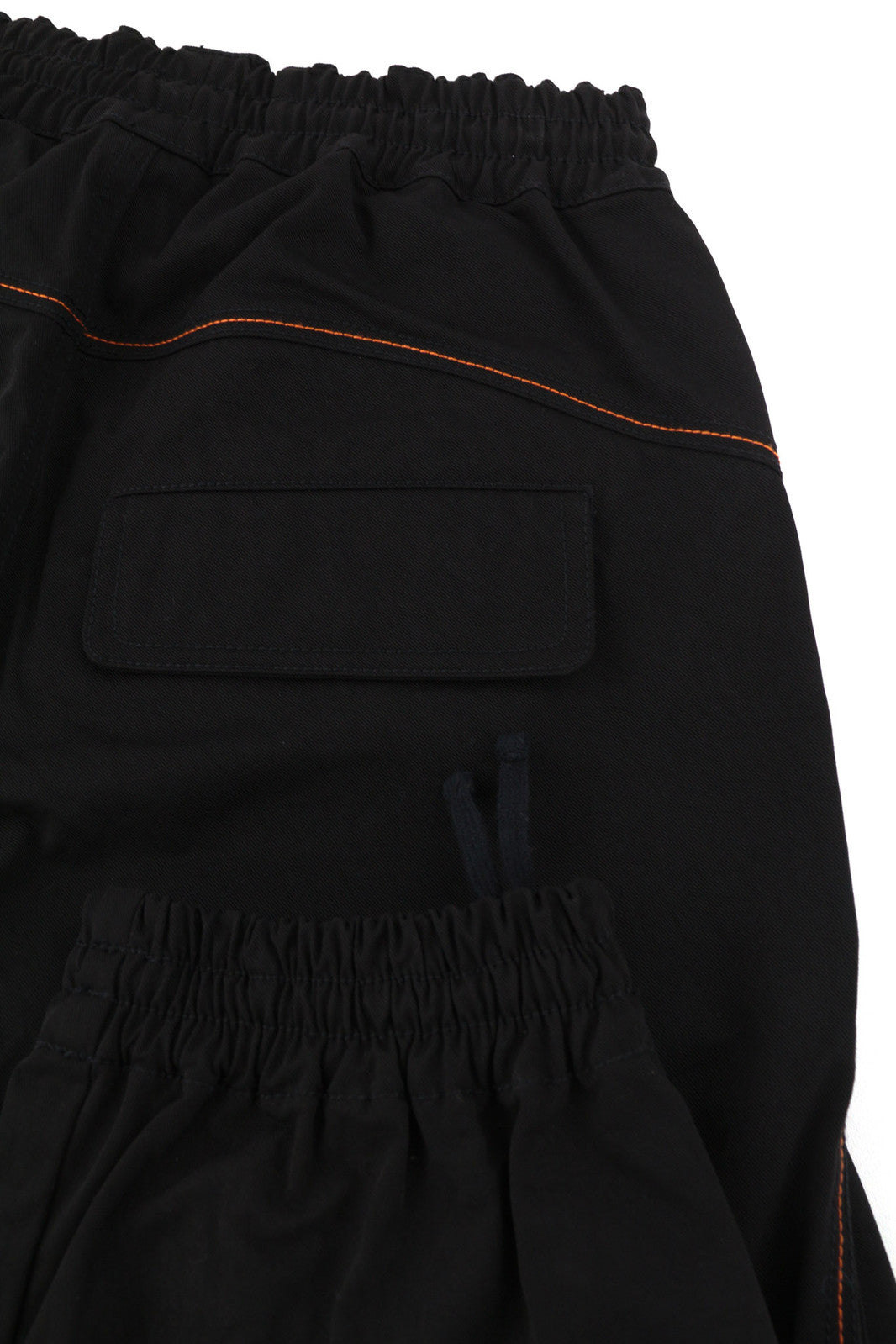 DIESEL P-Mirta-NL moteriškos kelnės 2XS juodos su užlopytomis kišenėmis, rekomenduojama mažmeninė kaina – 300 € 