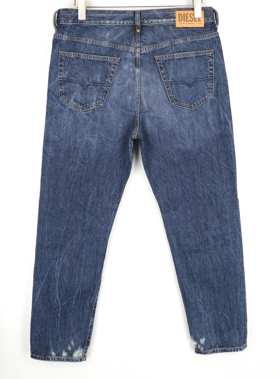 DIESEL Mharky 080AG W34/L32 vyriški džinsai su sagomis ir ploni mėlyni medvilniniai aptempti džinsai 