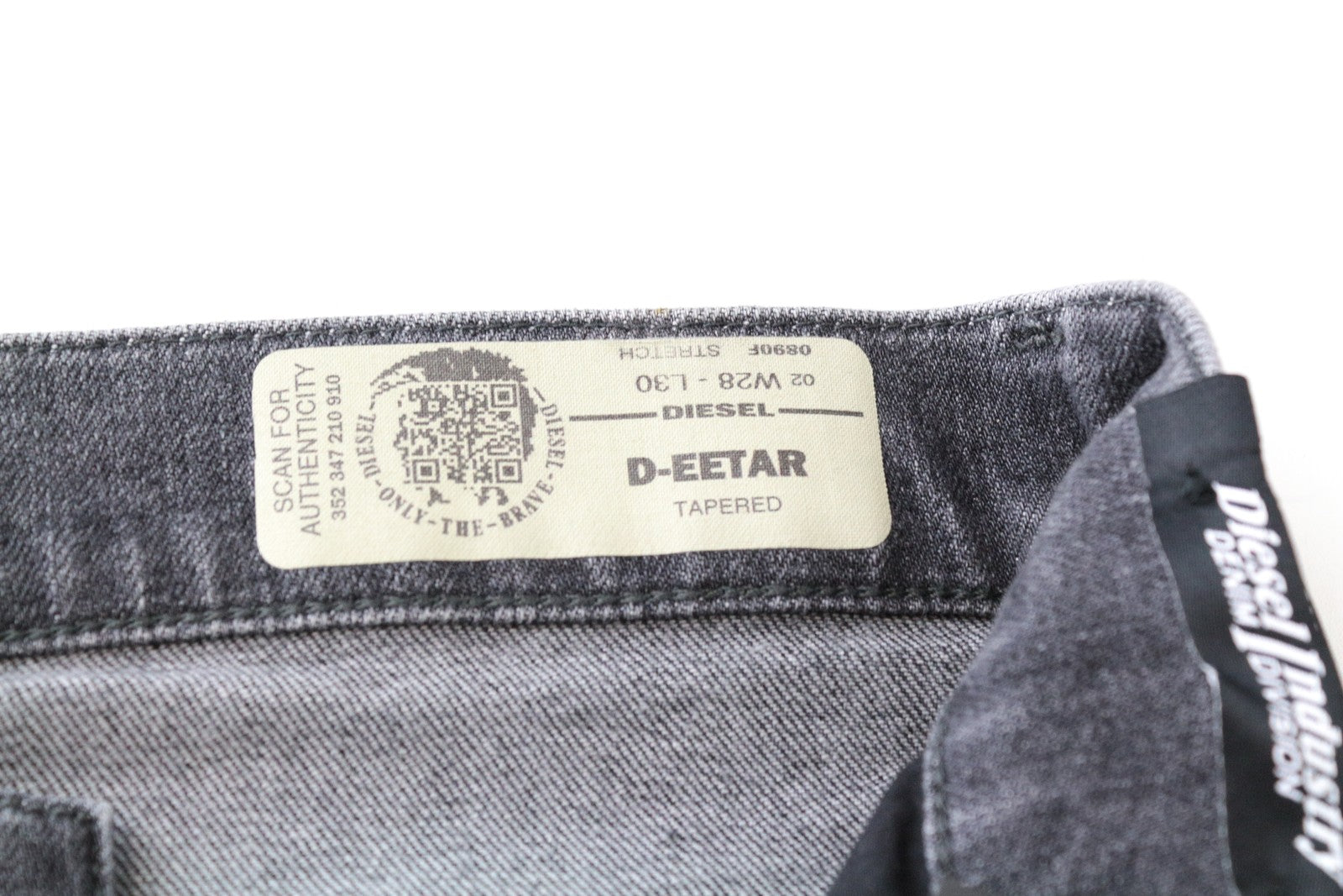 DIESEL D-Eetar 0890F W28/L30 plėšyti pilki siaurėjantys vyriški džinsai iš tamprios medvilnės 
