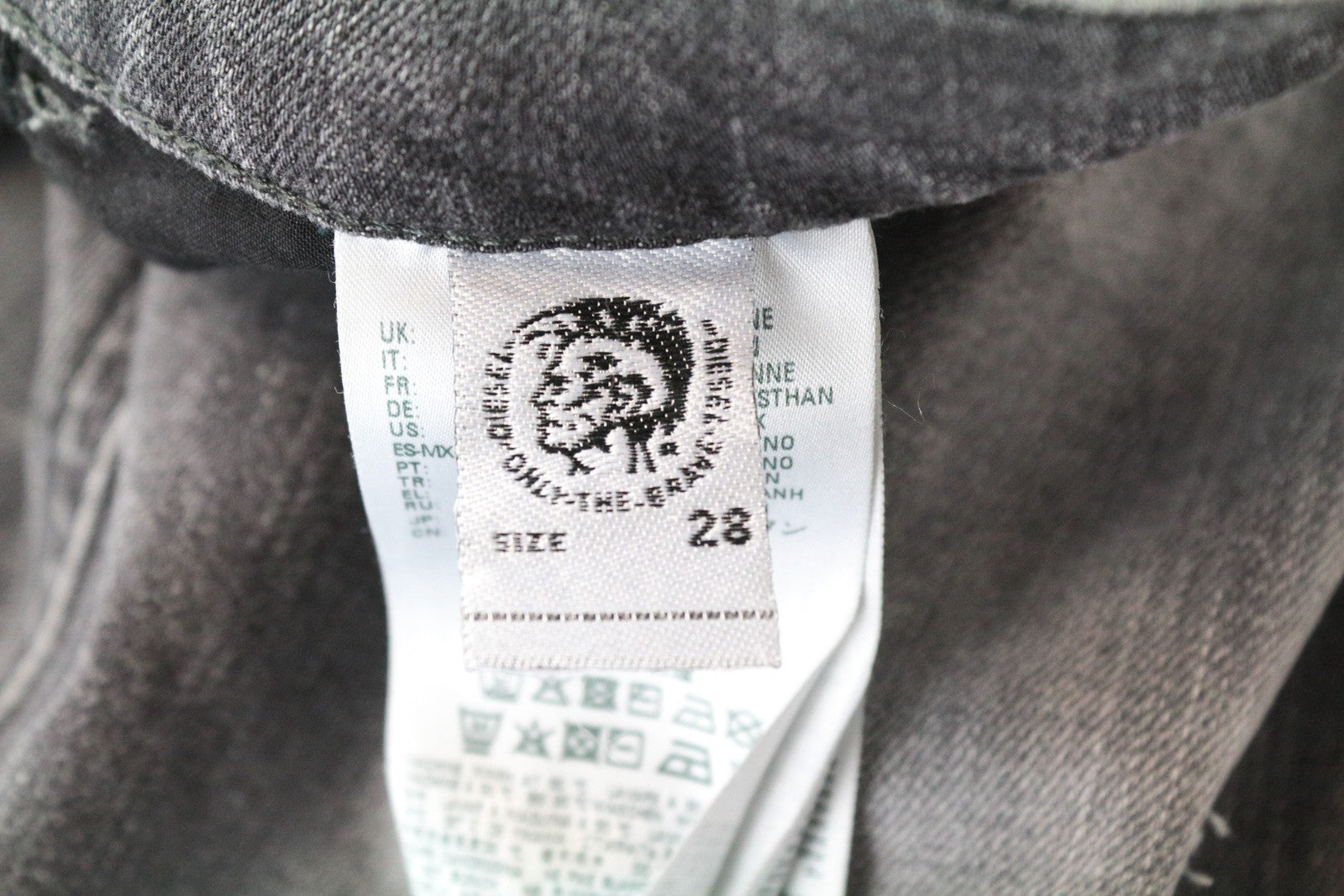 DIESEL D-Eetar 0890F pilki džinsai su dirbtiniais raštais, W28/L30, siaurėjančio kirpimo, medvilniniai, vyriški džinsai. 