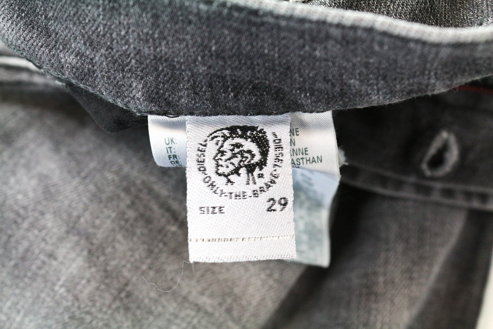 DIESEL D-Eetar 0890F W29/L30 vyriški pilki džinsai, siaurėjantys, tamprūs, medvilniniai 