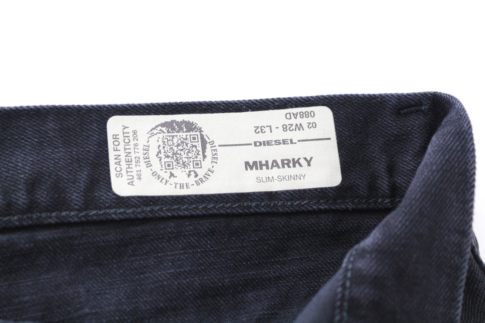 DIESEL Mharky 088AD juodi dirbtinės medvilnės džinsai, W28/L32, aptempti vyriški 