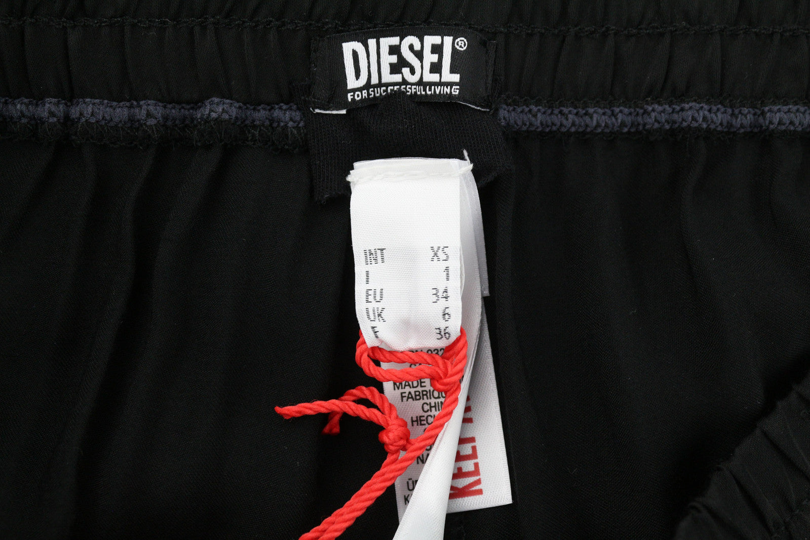 DIESEL UFLB-Tessy moteriškos kelnės XS, juodos, sportinės, su elastingu juosmeniu, plonomis klešnėmis, logotipu 