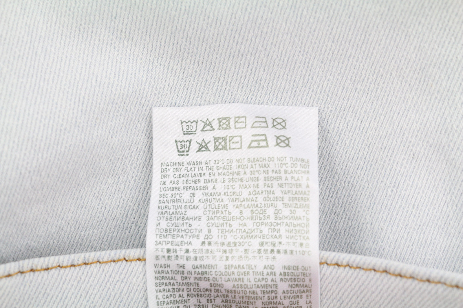 DIESEL 2005 D-Fining 09C06 vyriški džinsai W31/L34 įprasto kirpimo, siaurėjančiomis klešnėmis, vidutinio juosmens aukštyje 