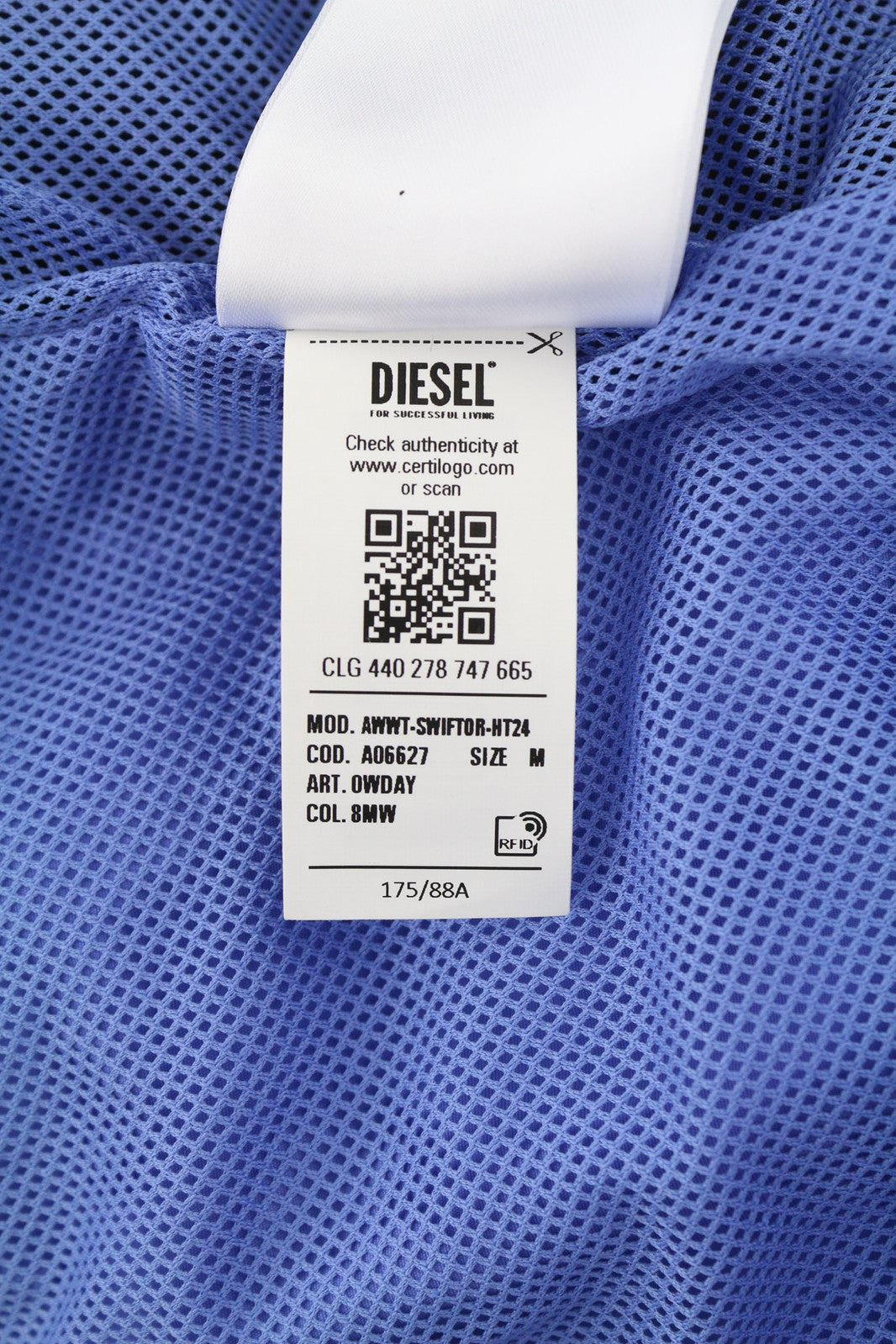 DIESEL Awwt-Swiftor-HT24 moteriška striukė M su paslėptu gobtuvu, tinklelio pamušalu, mėlyna, RRP195