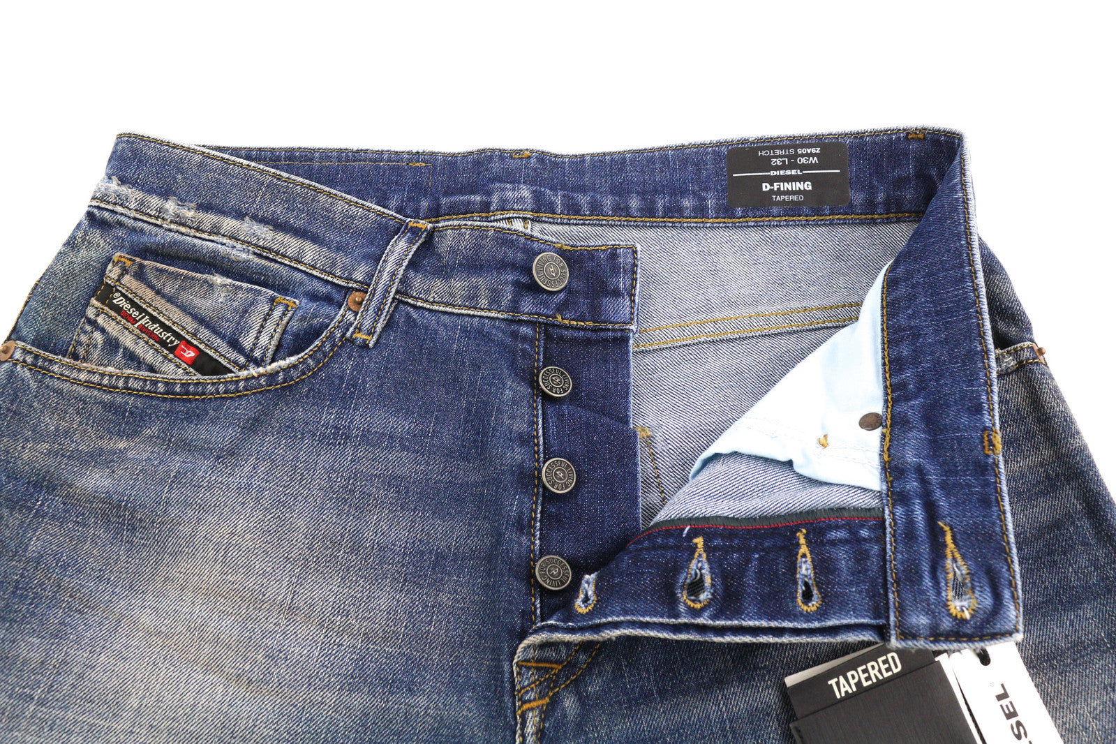 DIESEL D-Fining Z9A05 vyriški džinsai W30/L32 siaurėjantys, tamprūs, skalbtos mėlynos spalvos, rekomenduojama kaina – 225 € 
