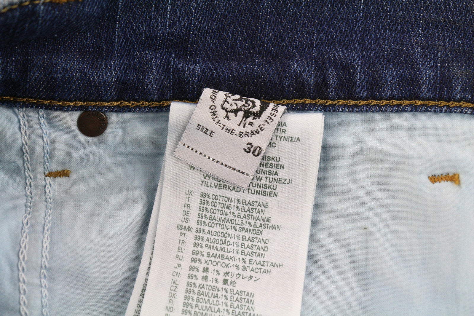 DIESEL D-Fining Z9A05 vyriški džinsai W30/L32 siaurėjantys, tamprūs, skalbtos mėlynos spalvos, rekomenduojama kaina – 225 € 