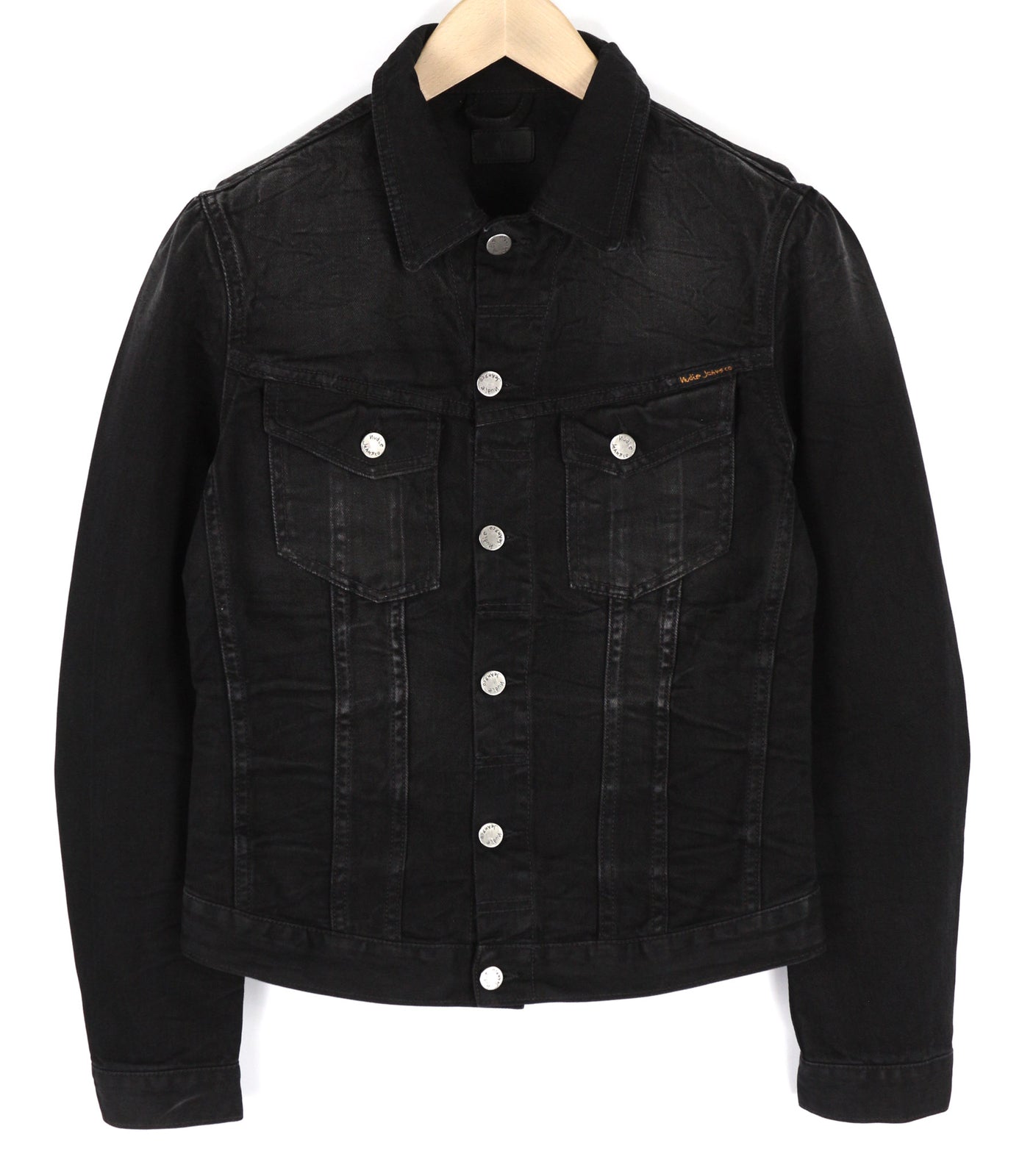 NUDIE JEANS Billy vyriška striukė S, tamsiai mėlyna, džinsinio audinio, su sagomis, išskleidžiamo kaklo kišenėmis. 