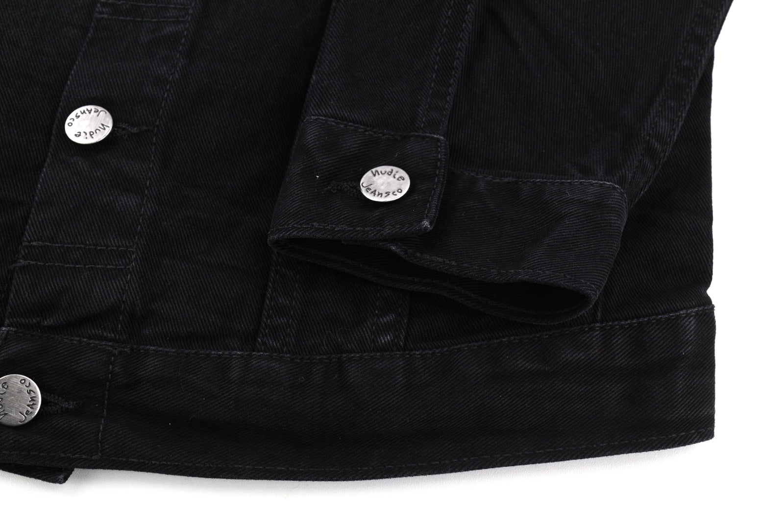 NUDIE JEANS Billy vyriška striukė S, tamsiai mėlyna, džinsinio audinio, su sagomis, išskleidžiamo kaklo kišenėmis. 