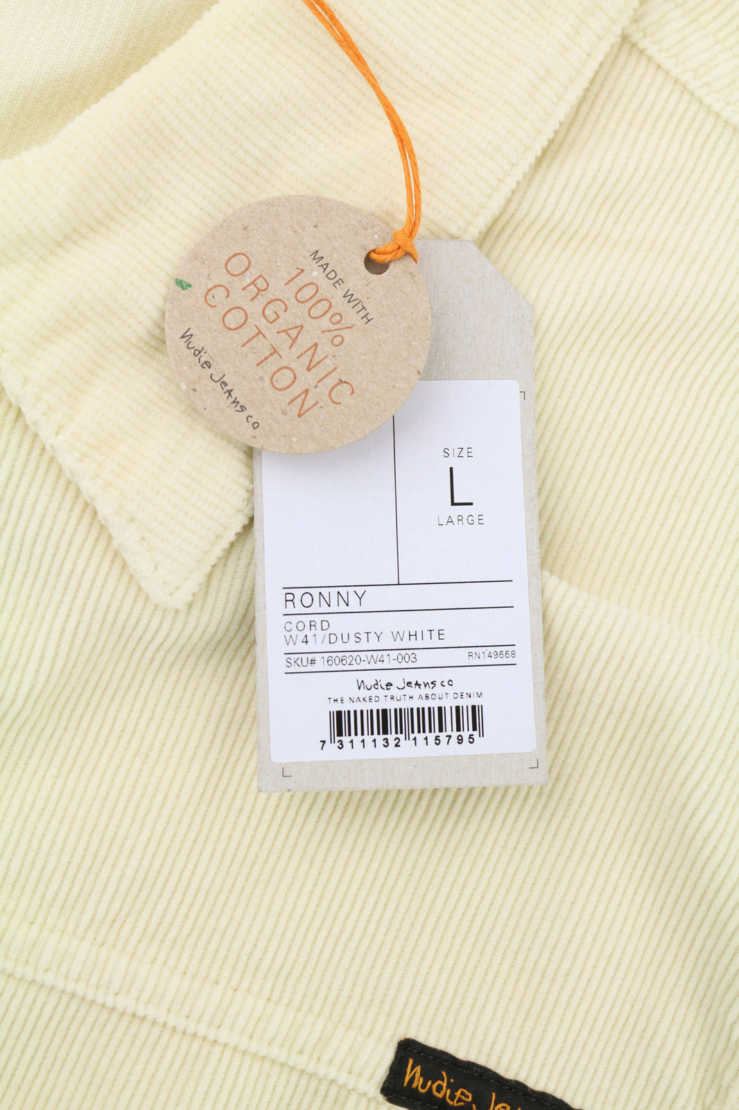 NUDIE JEANS Ronny vyriška striukė L dydžio, dulkėtai balta, ekologiškos medvilnės velveto, su logotipu ir sagomis. 